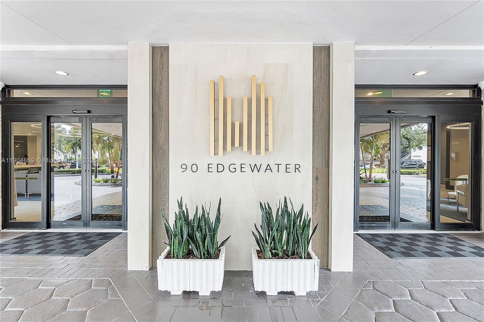 90 Edgewater Dr Unit P H23, Coral Gables, Florida 33133