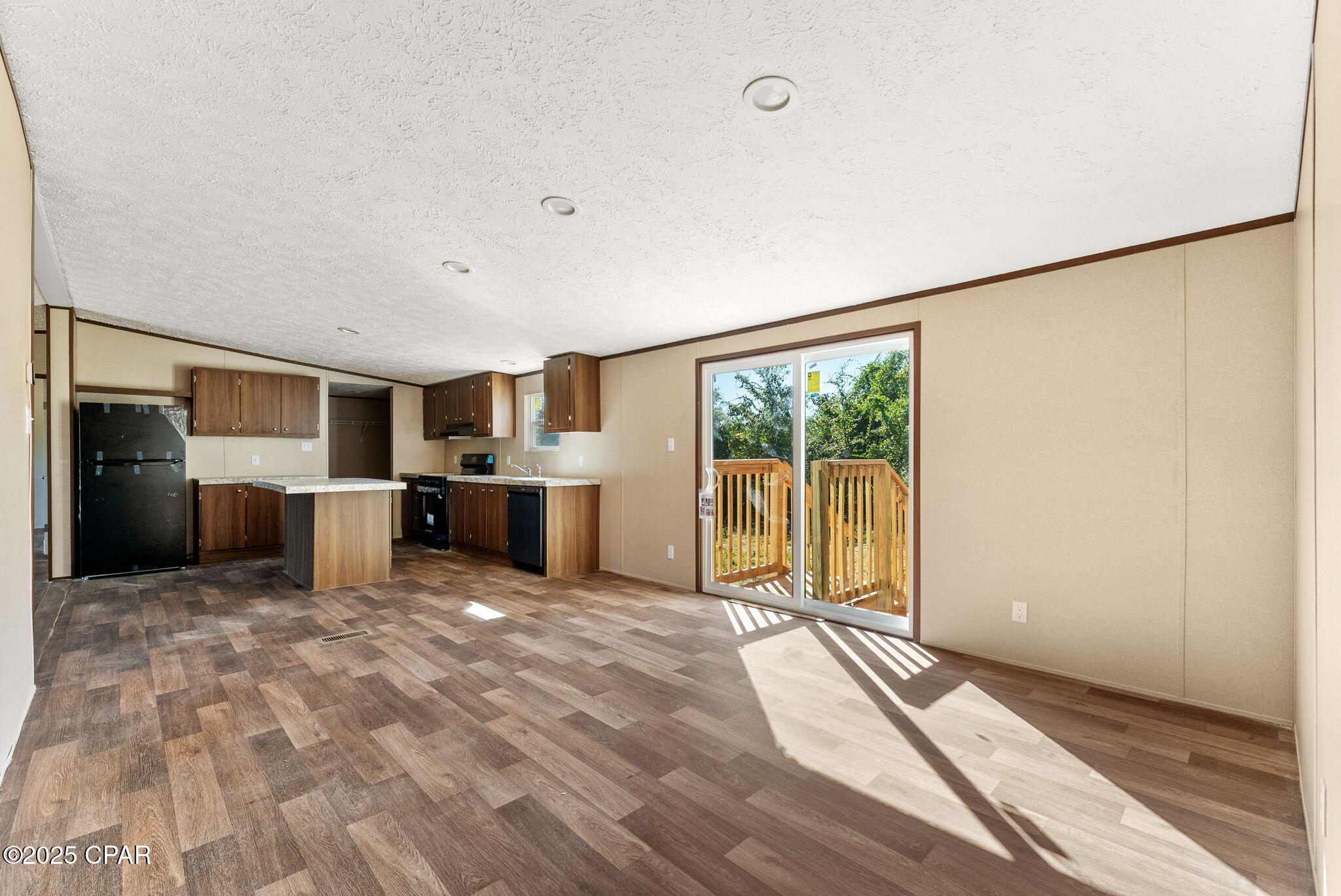 Image 25 For 219 Transmitter Road