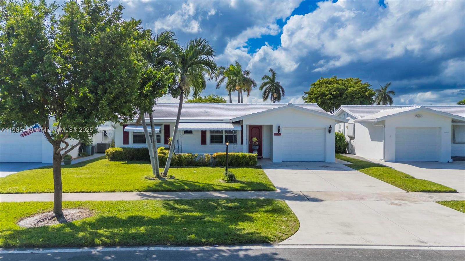 Palm Beach Leisureville S