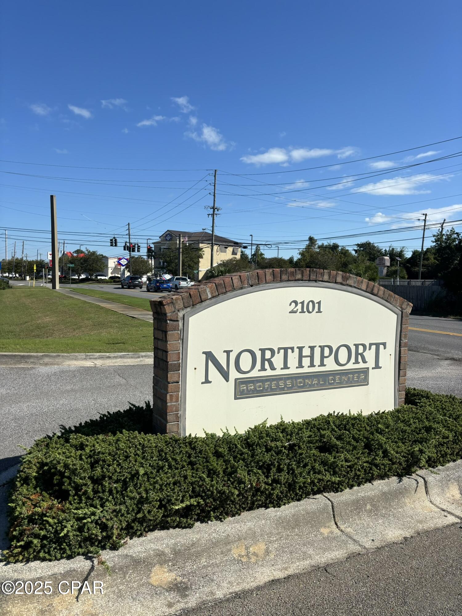 Image 3 For 2101 Northside Drive 204b