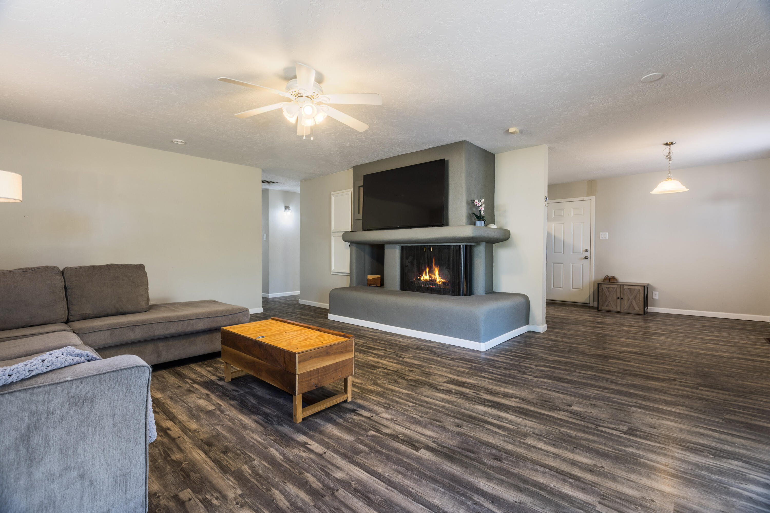 1417 DOROTHY STREET NE, ALBUQUERQUE, NM 87112  Photo 2