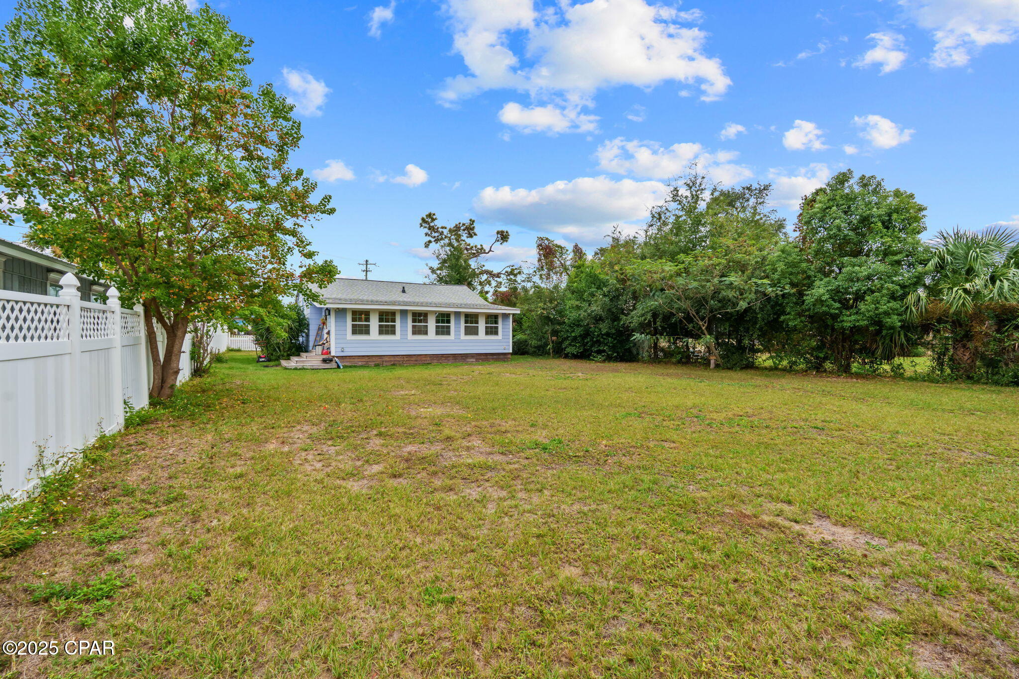 Image 26 For 1709 Cincinnati Avenue