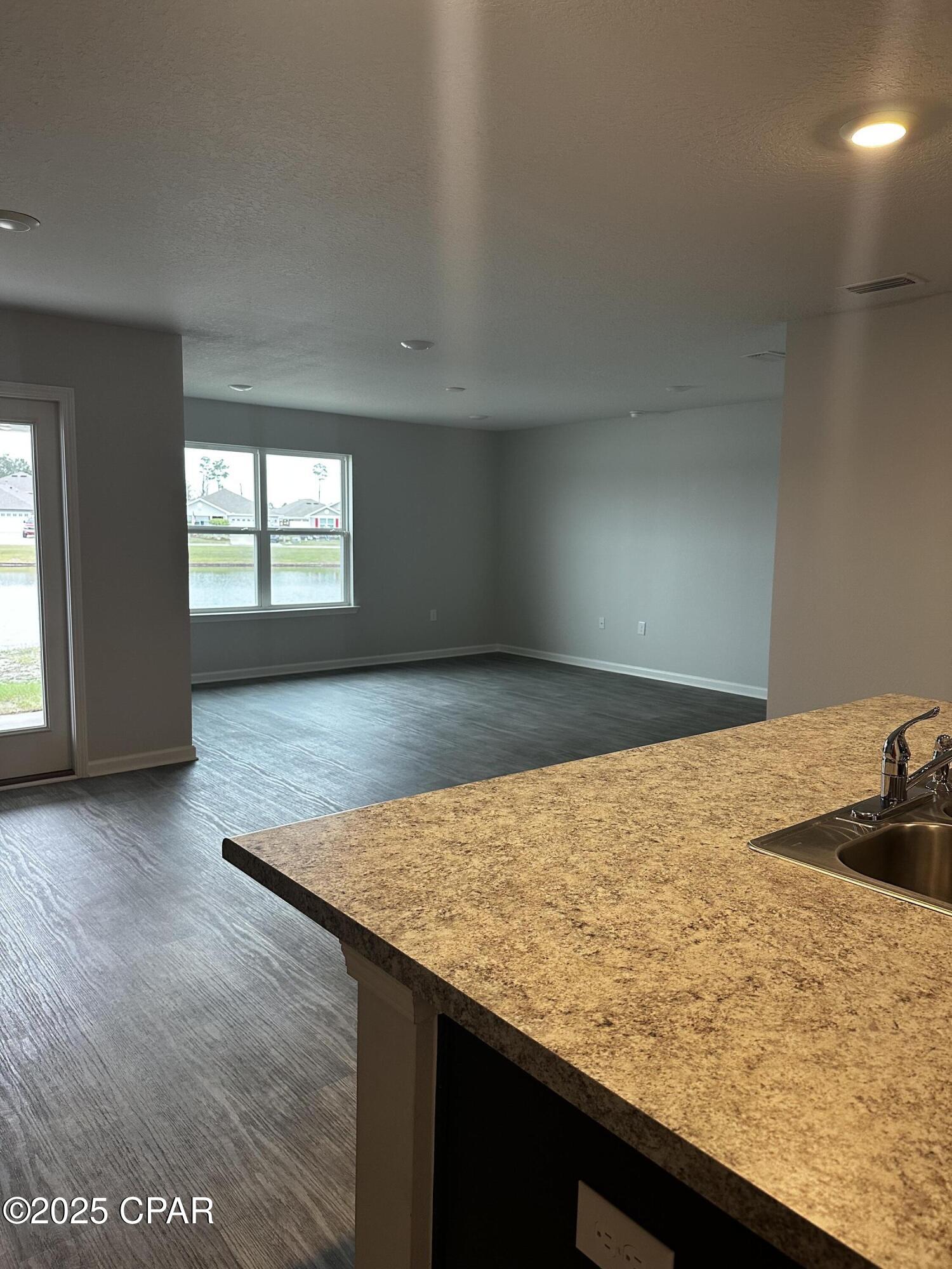 5vkg Ni2zm7yetfzh9qcyc80awq2ybtfyqwns8kviwc