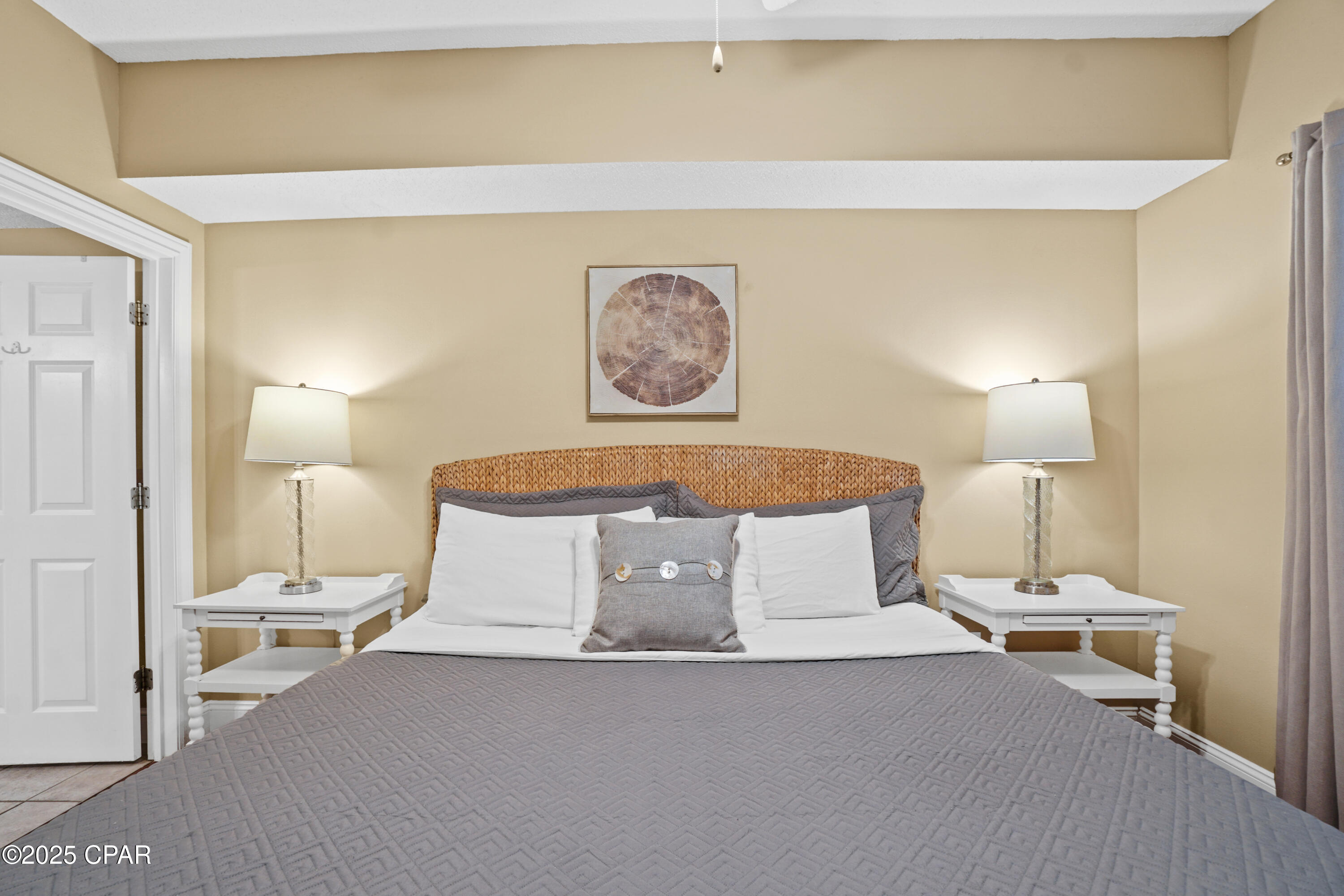 Blyqgdxvtyovytzv9xzxvqkno39l1_xvavcablenfte