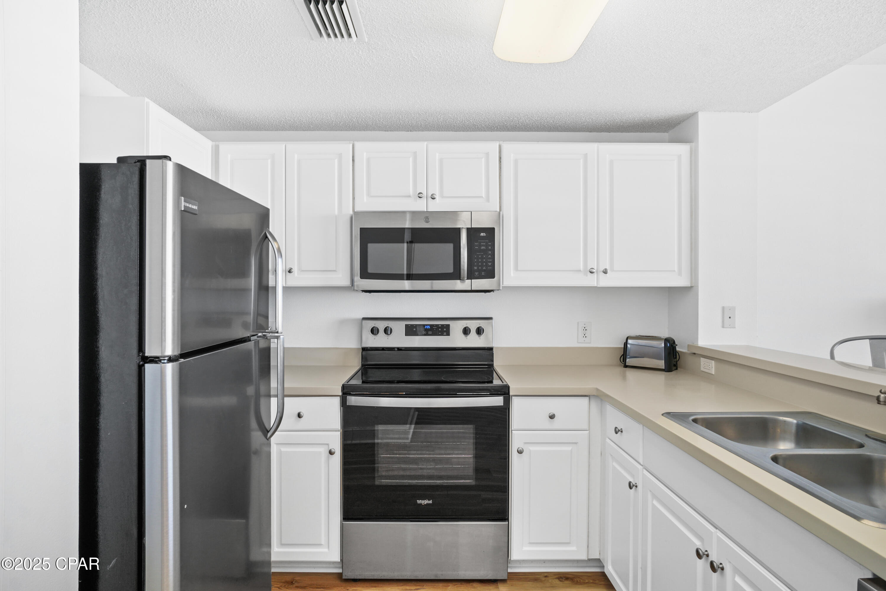 Oee6b910md93w5_pe3agkyrf6tzfazvpjaf5pvx8t0a