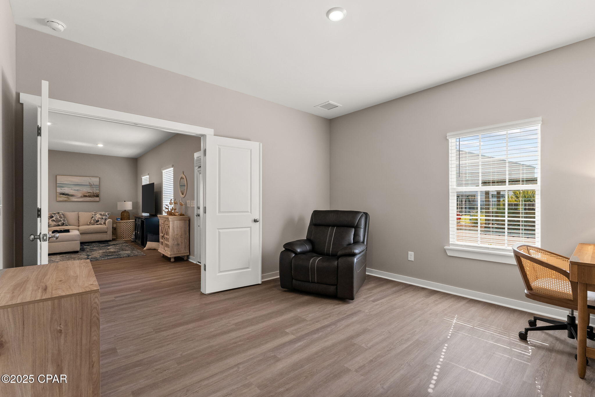 Tecgrvtnczf Vjvndey9bk Dnbctrvoixdimb4sai20