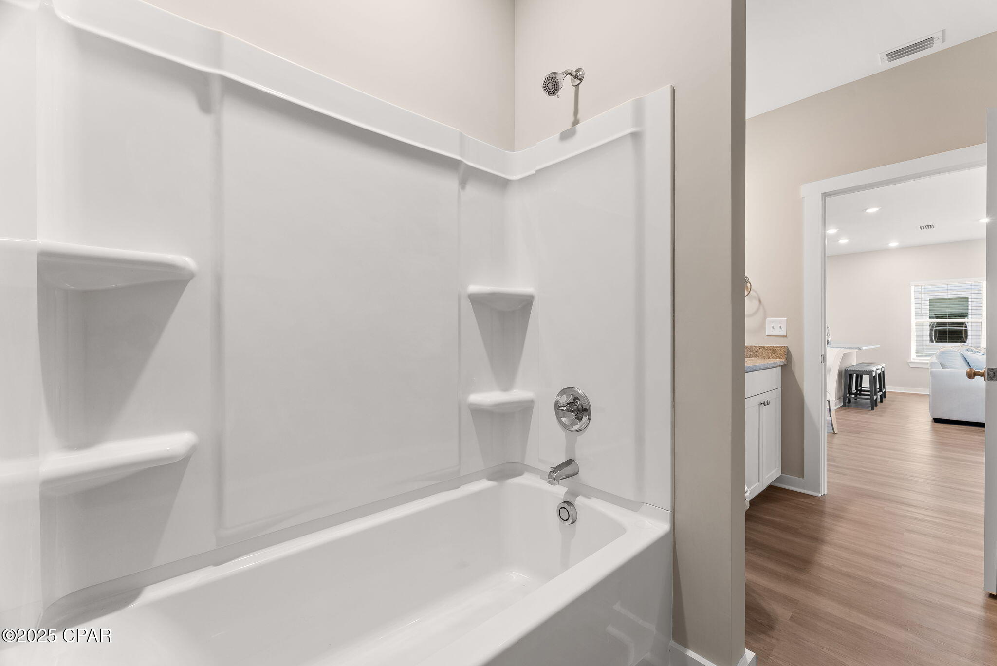 Beqs4is76wtjreqpyodjzyvv1atajxnonficcqjwrxi