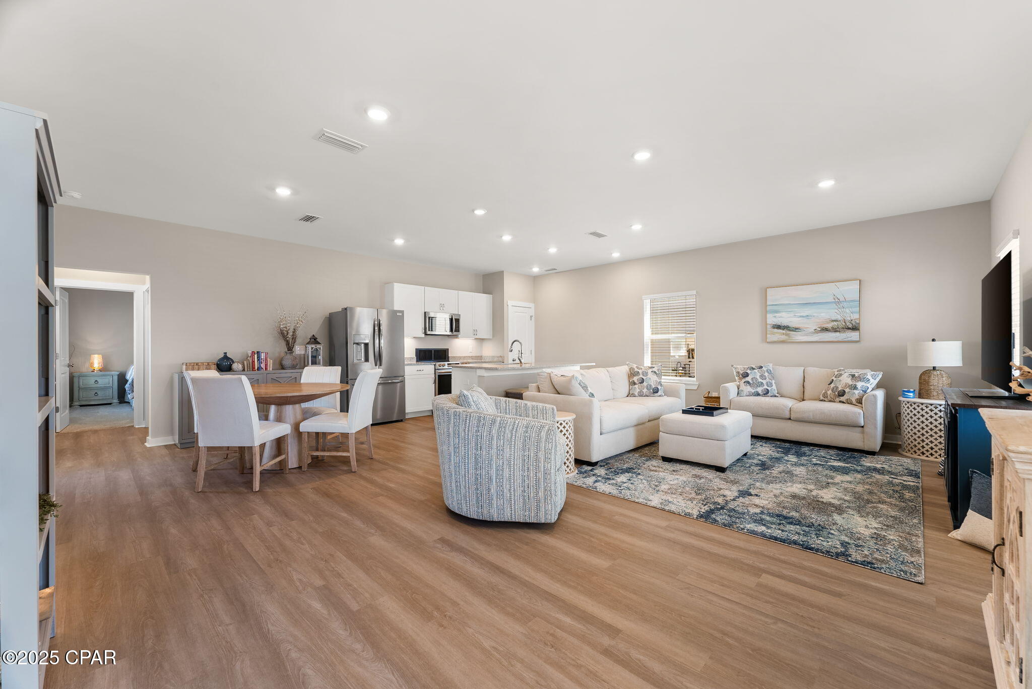 B0qyqnqx8aroztsdy6q2jb9qfuv3zfba25cpayj A1e