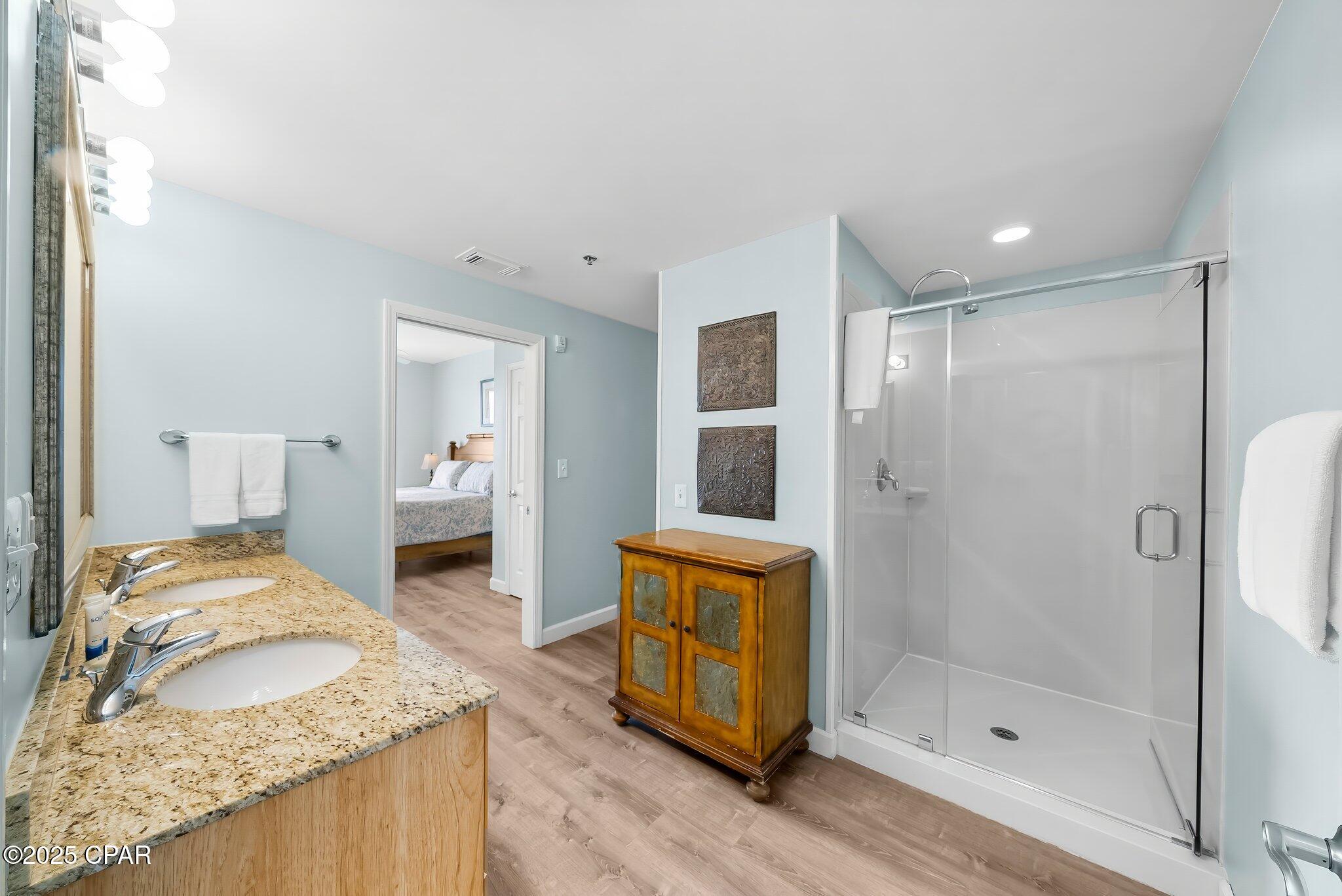 Lruwbwgz5jwsfhfq5tszgumjgskkuijrjgz8gw1fq6m