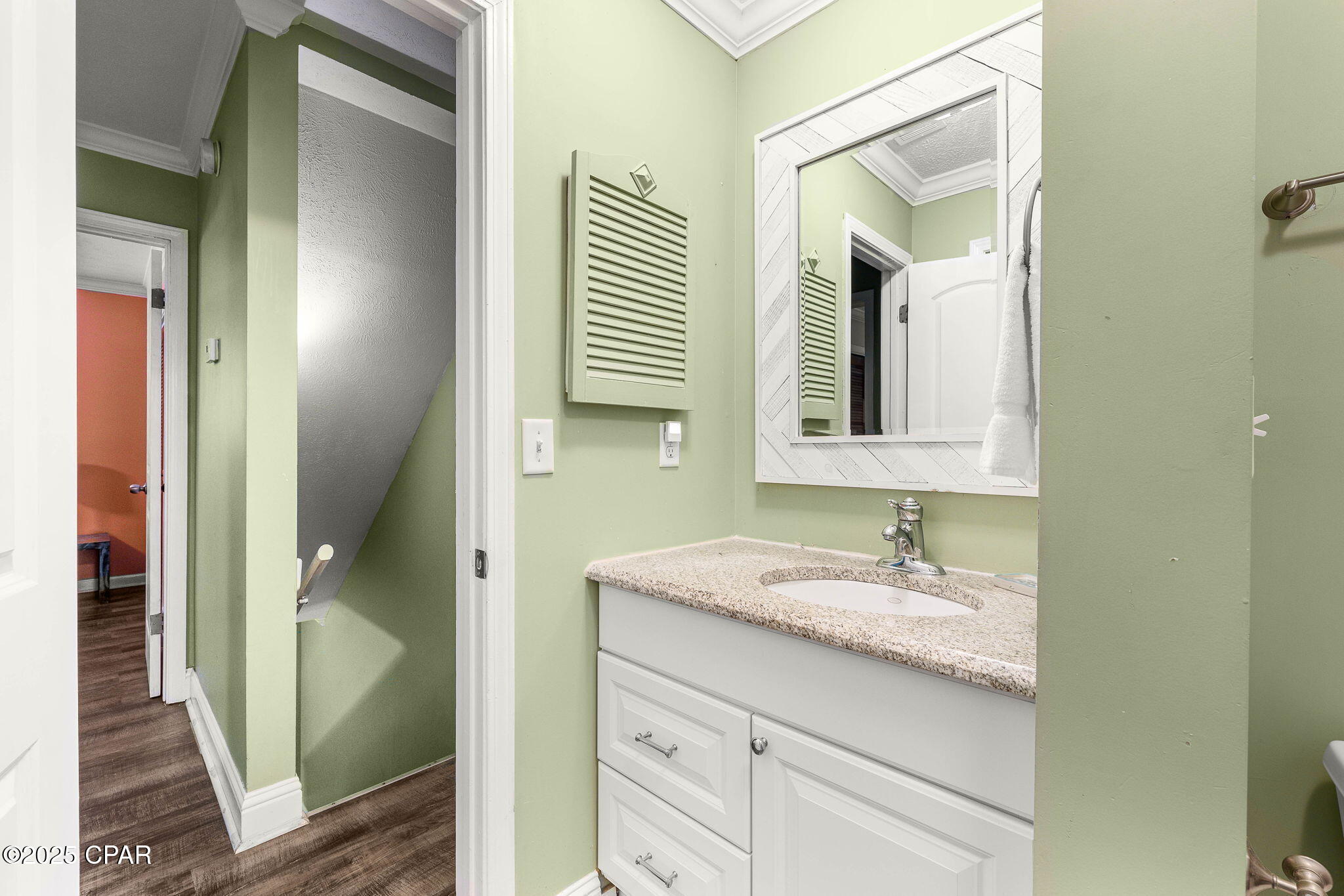 2utyekt4zc6 3hragtyq_uuroetyobsh6xrpfbmftia