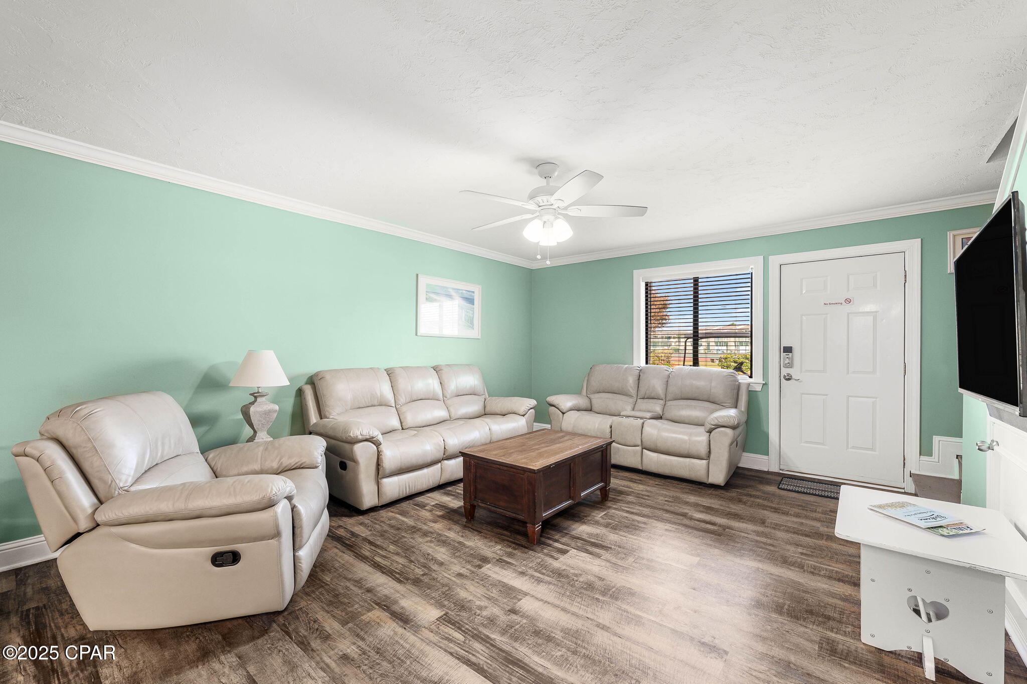 Tzbko6jaj_ybgd_qdgggryllzg1vcwxkniwgmmpolec