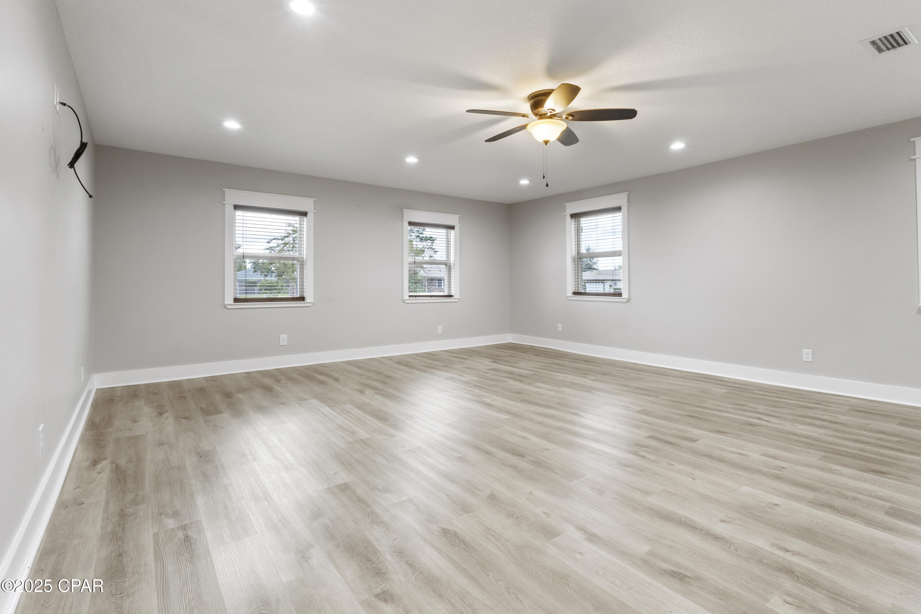 L0jwikzg Ttyfeyvigidcdhadpkyf7ui0dx3orzoyji