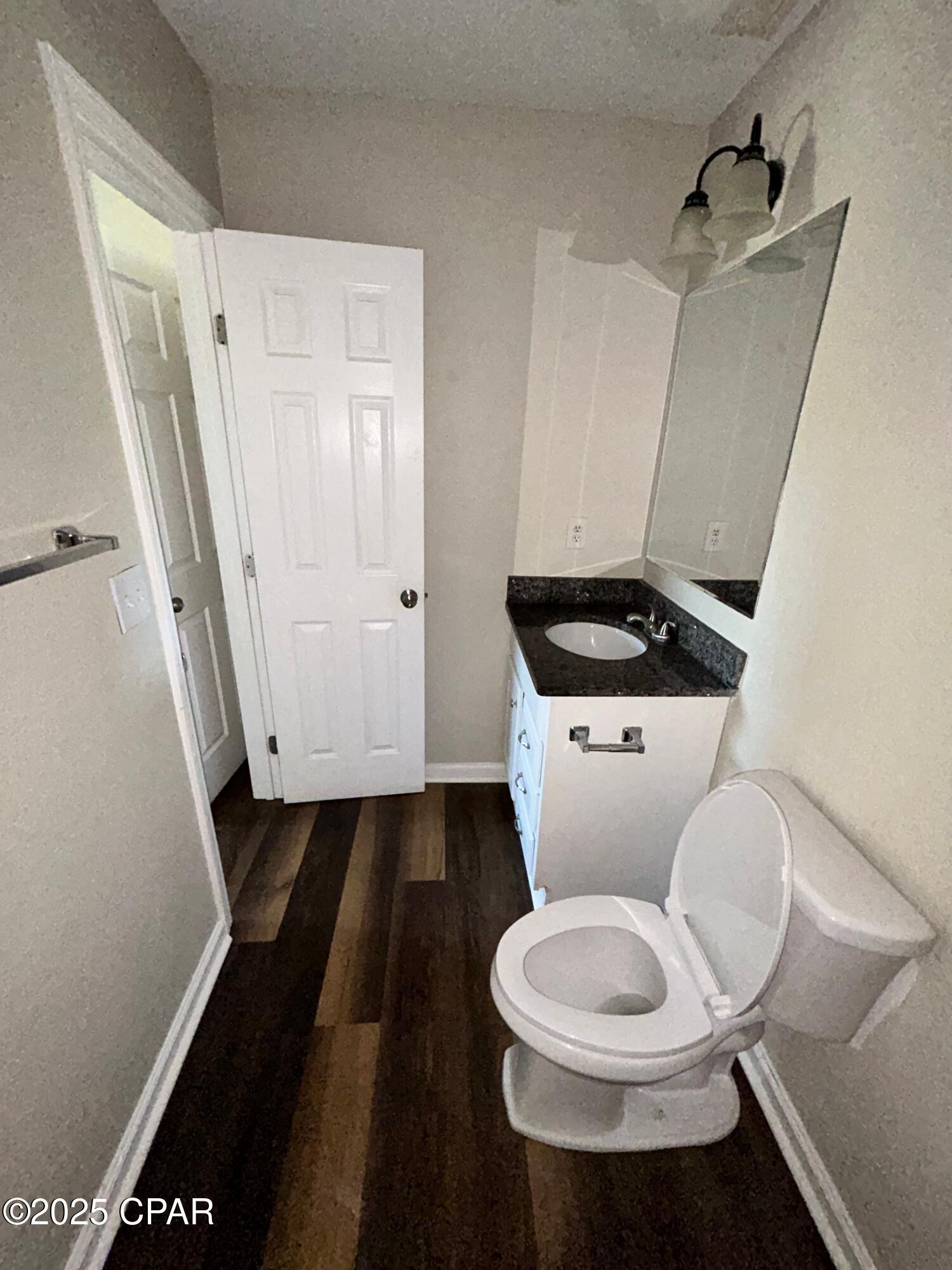 Image 6 For 3914 11th Street 403