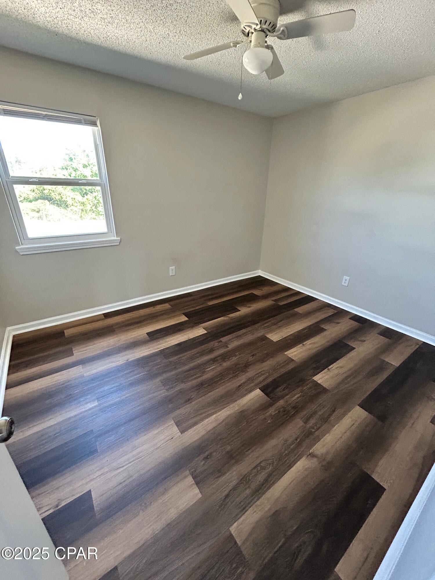 Image 7 For 3914 11th Street 403