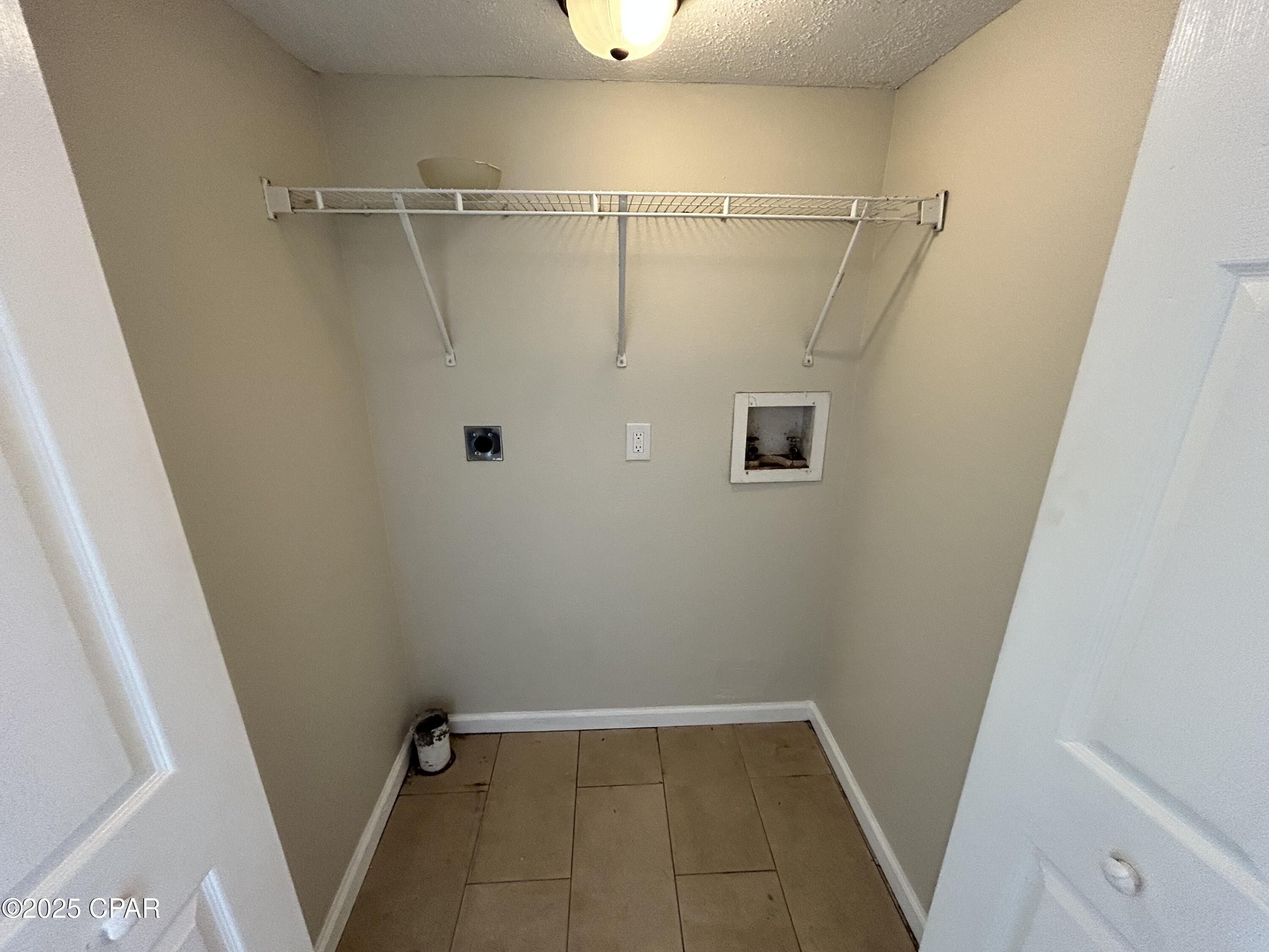 Image 5 For 3914 11th Street 202