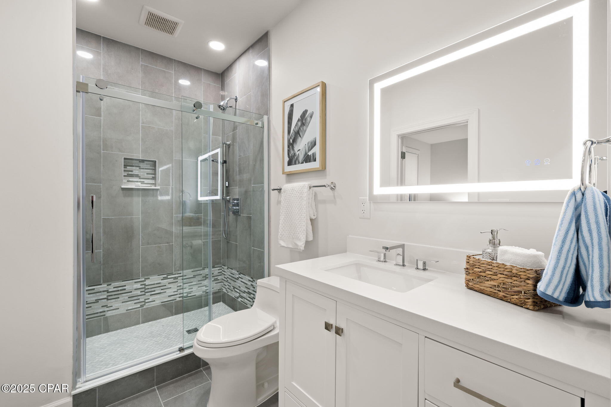 Entxcg3uawirjnrutwn9jkrx5mkwdrlhgwrlsmjy5oc