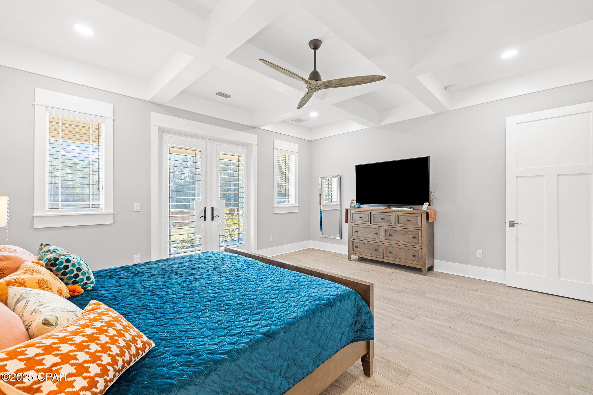 Fvhdcs5xze06_zu0ymg6g61cza1bsl3npcqrunjgdti