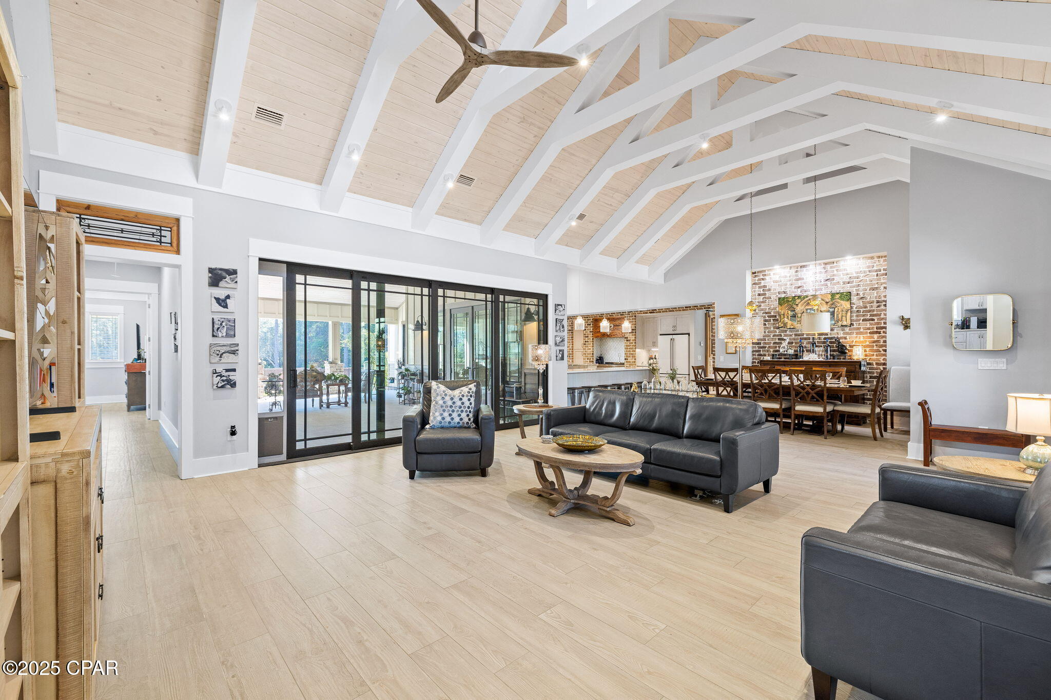 Image 8 For 1400 Otter Point