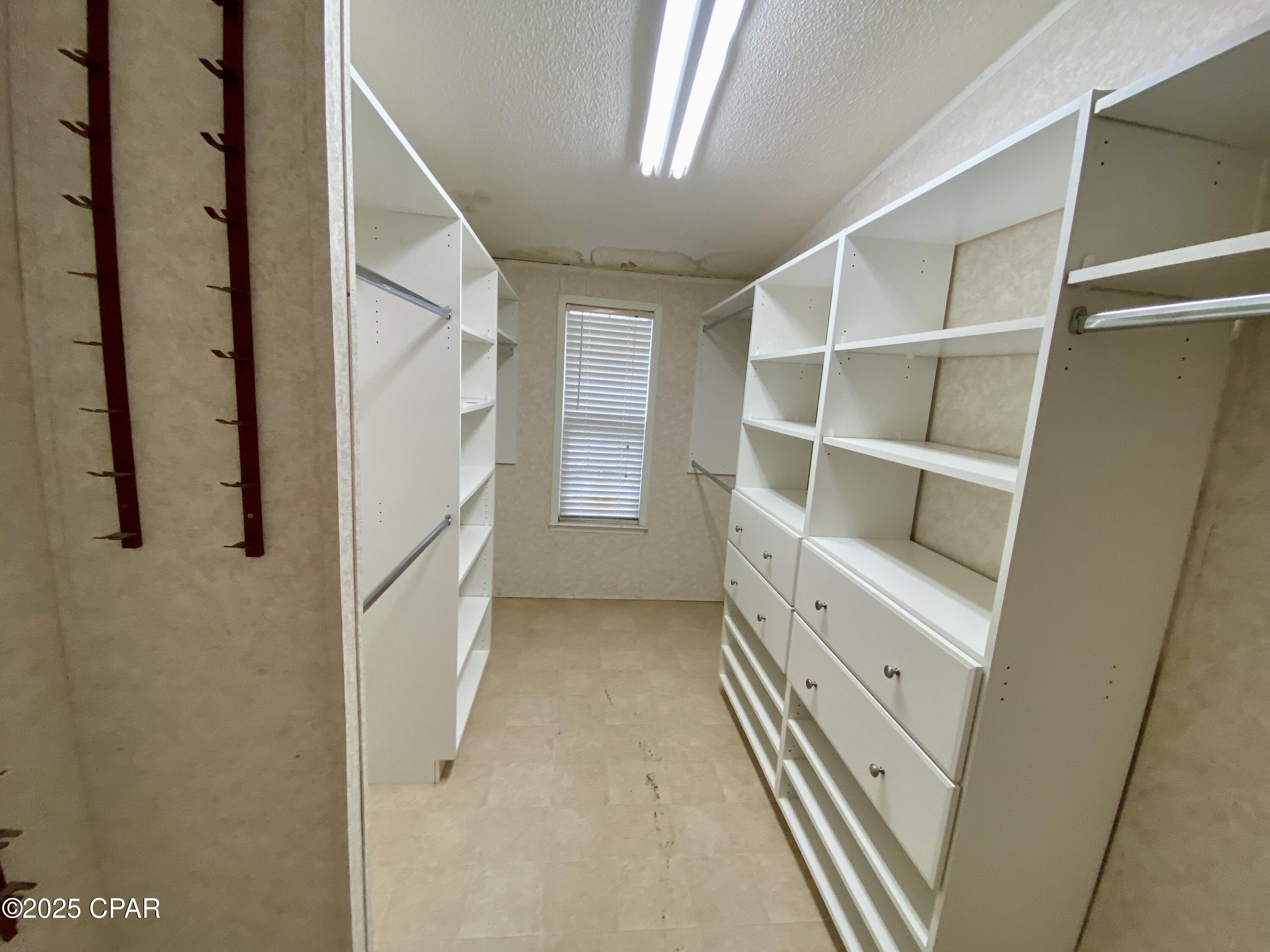 R5iok Igodbosvtvde9razzpabaszgc6fguz F Mqs4