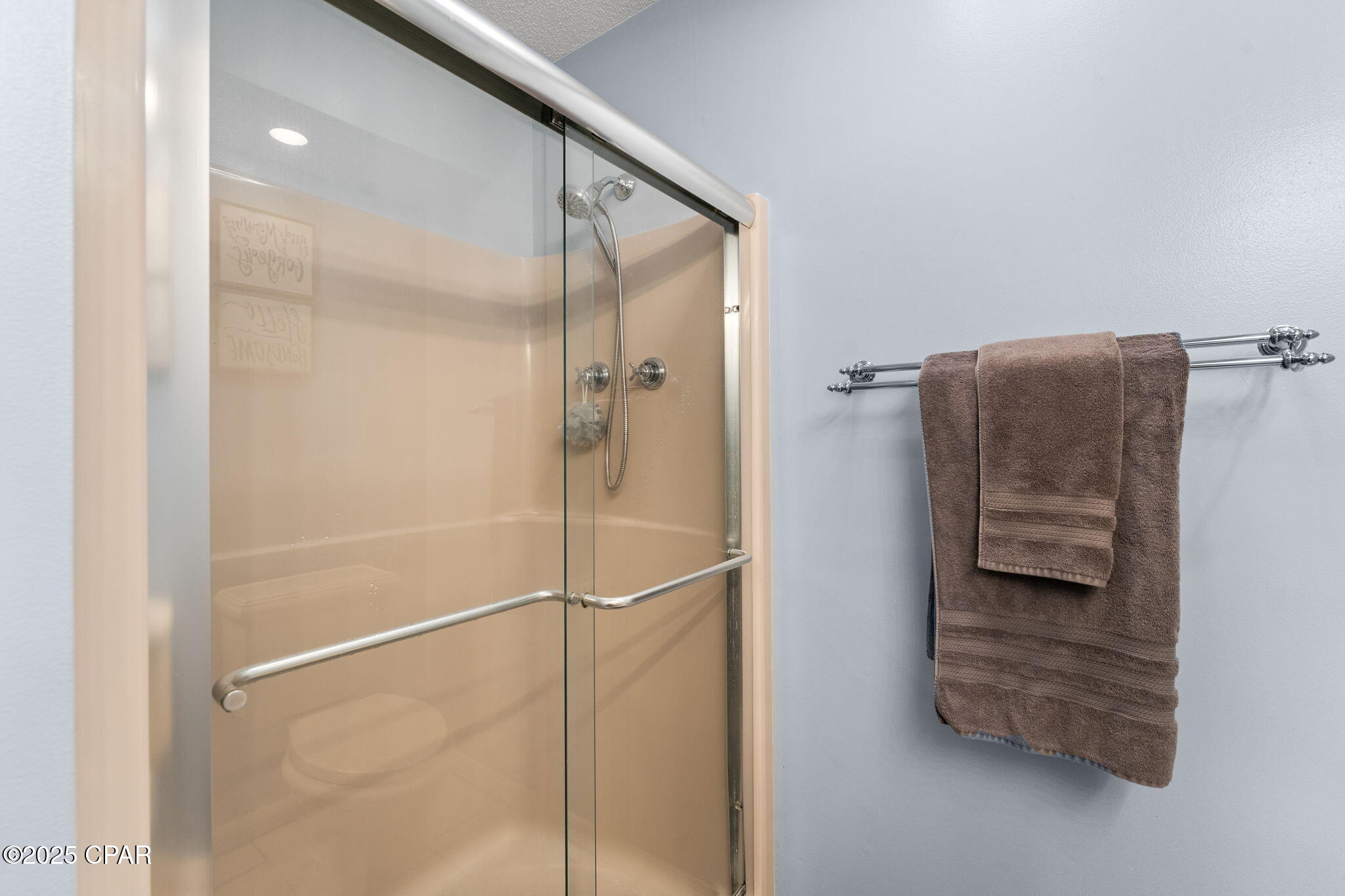 8b73ye F3d4shlljkvwlj64lmqvfesx91jmj1zkky5m