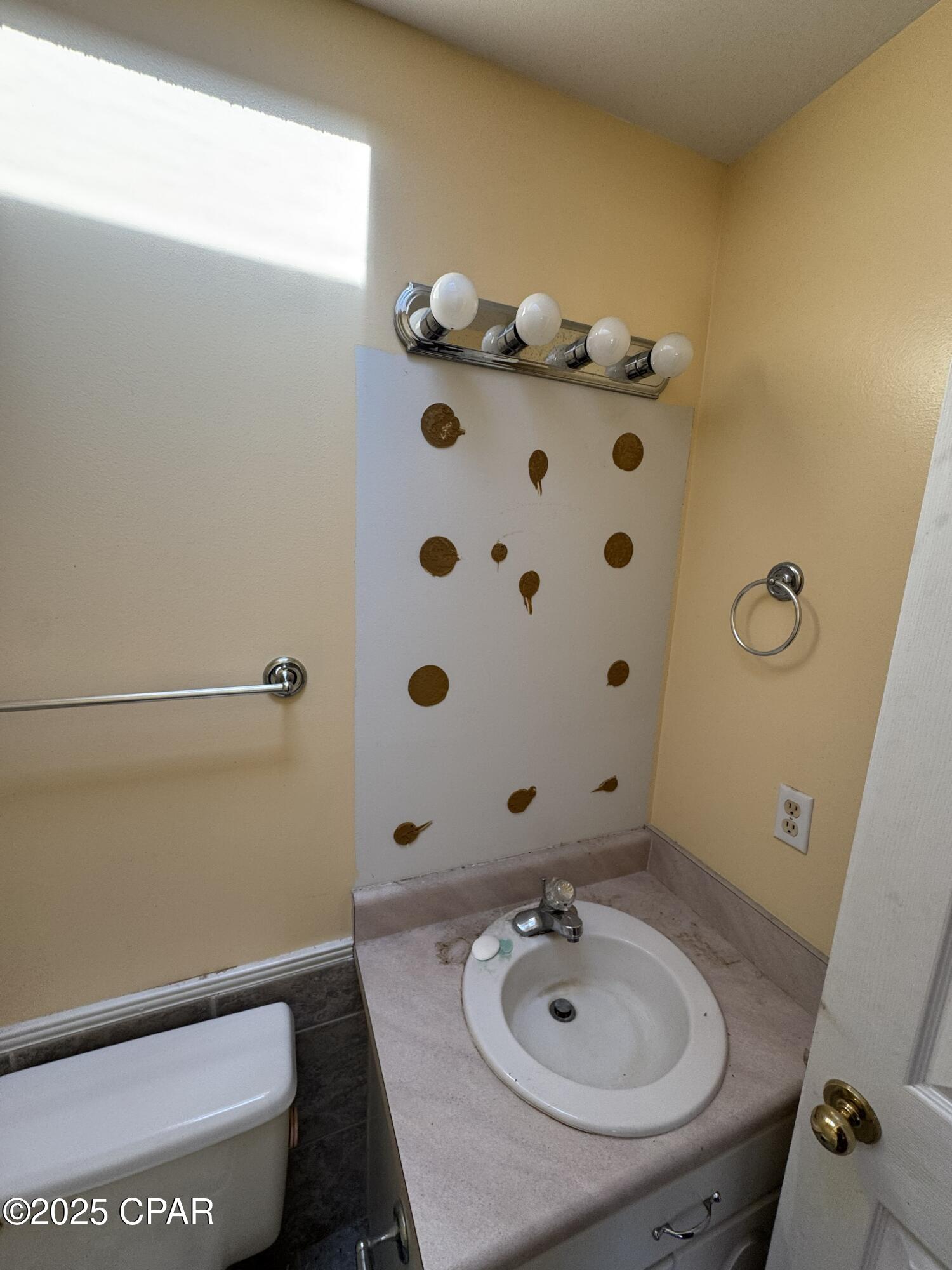 Image 18 For 741 Cottonwood Court