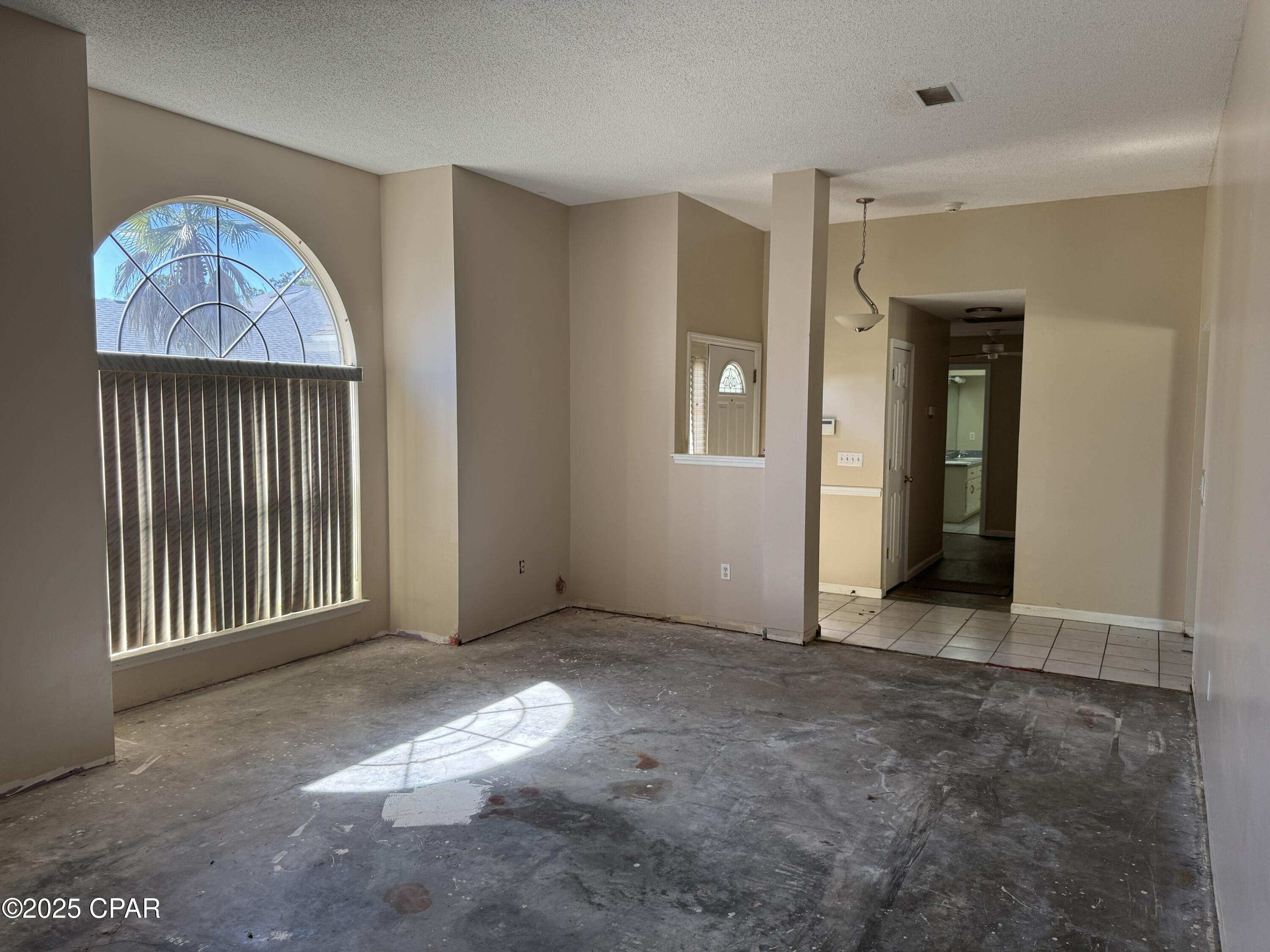 Image 2 For 741 Cottonwood Court