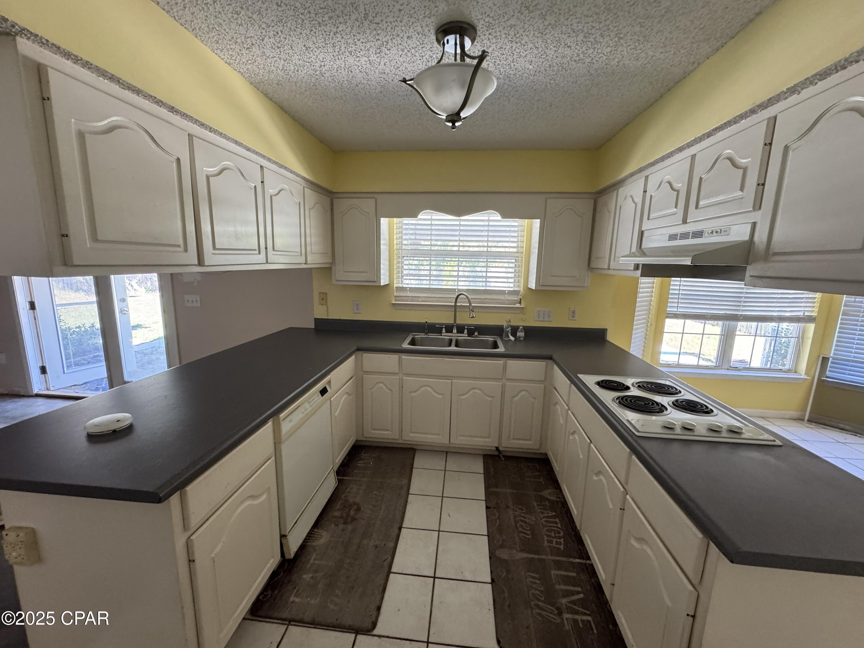 Image 7 For 741 Cottonwood Court