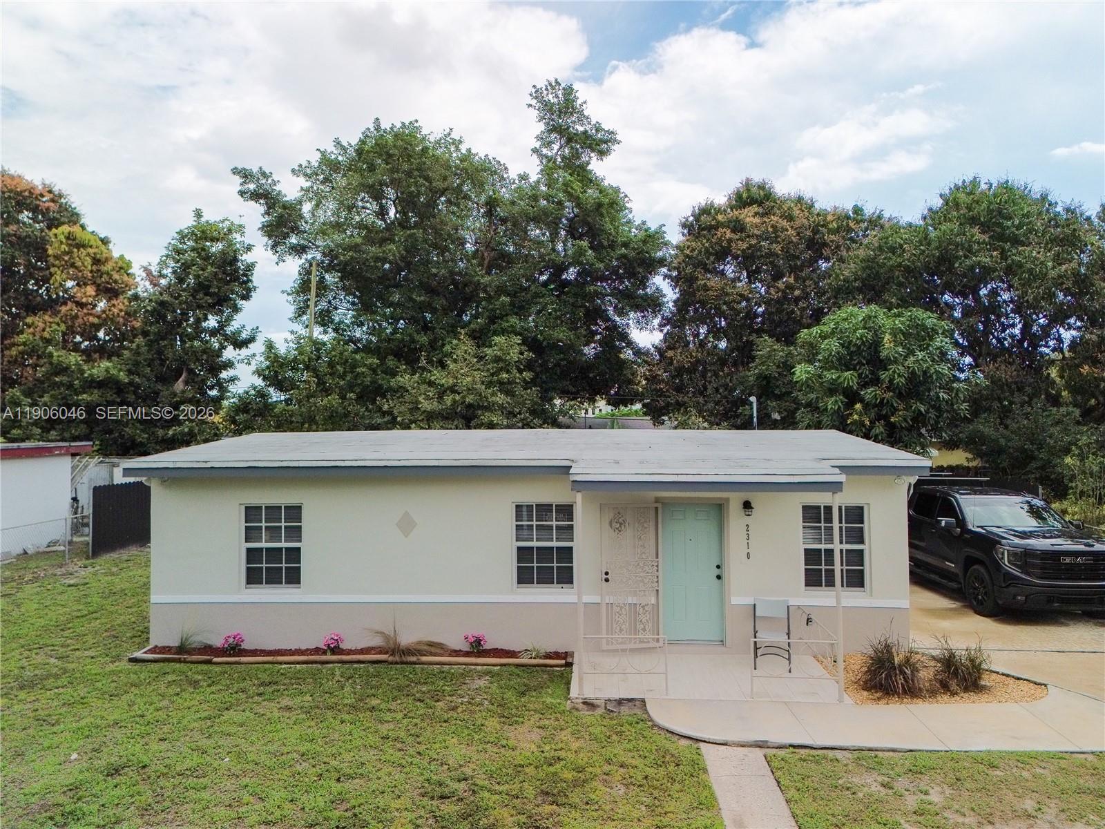 2310 Bunche Park Dr, Miami Gardens, Florida 33054