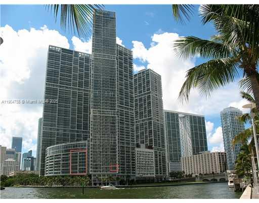 A MUST SEE!!! BREATHTAKING MAGNIFICENT VIEWS OF THE MIAMI RIVER AND DOWNTOWN SKYLINE. LARGE AND SPACIOUS UNIT WITH EXCELLENT FLOOR PLAN. BEAUTIFUL WHITE PORCELAIN FLOORS AND TOP OF THE LINE APPLIANCES WITH ITALIAN CABINETRY. EXPERIENCE MIAMI'S BEST DESTINATION IN THE HEART OF BRICKELL/DOWNTOWN AREA. FULLY EQUIPPED WITH PARKS, POOL, JACUZZI, SPA, GYM, RESTAURANTS, NIGHTCLUB AND MUCH MORE. ENJOY LIVING IN THIS PROJECT OF SUCH GRAND PROPORTIONS AND SO PERFECTLY LOCATED. 
STUCCO REPAIR COMPLETED IN THIS UNIT