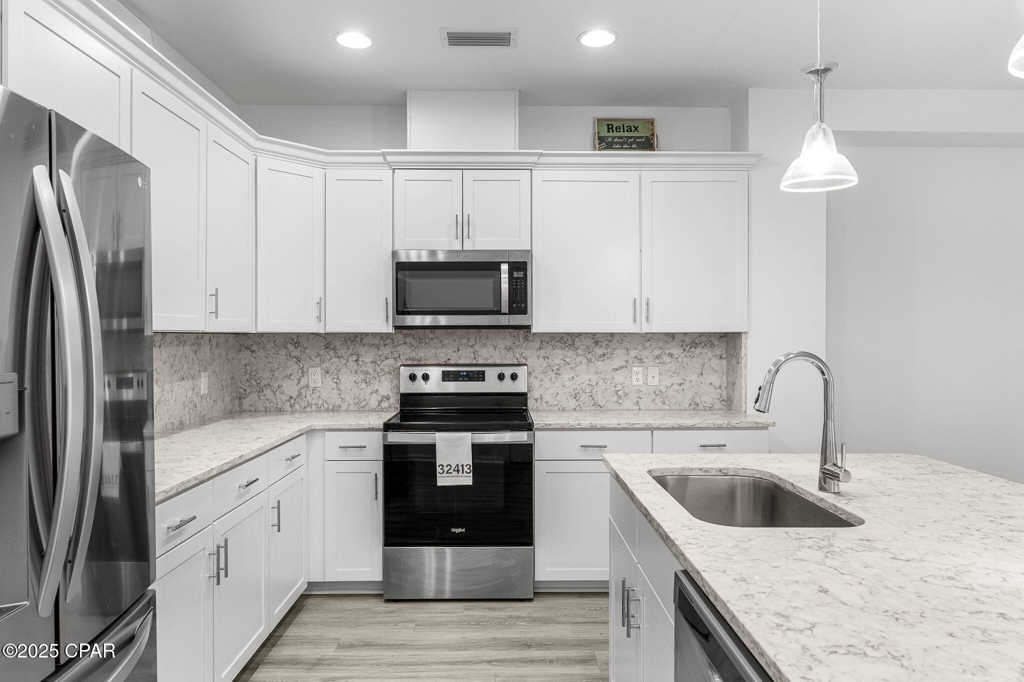 Thyhvvbw95nmkhi0vvil8eoszwvpnmz D6_mb8xlpai