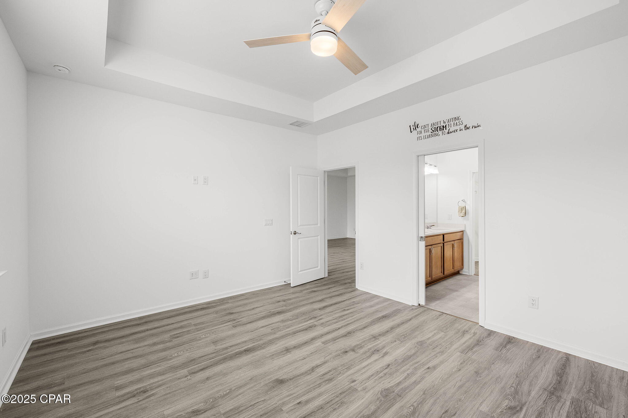 Sixchd58s3rzmahuixi5ewwmwdyed5oou8xnhrq2vns