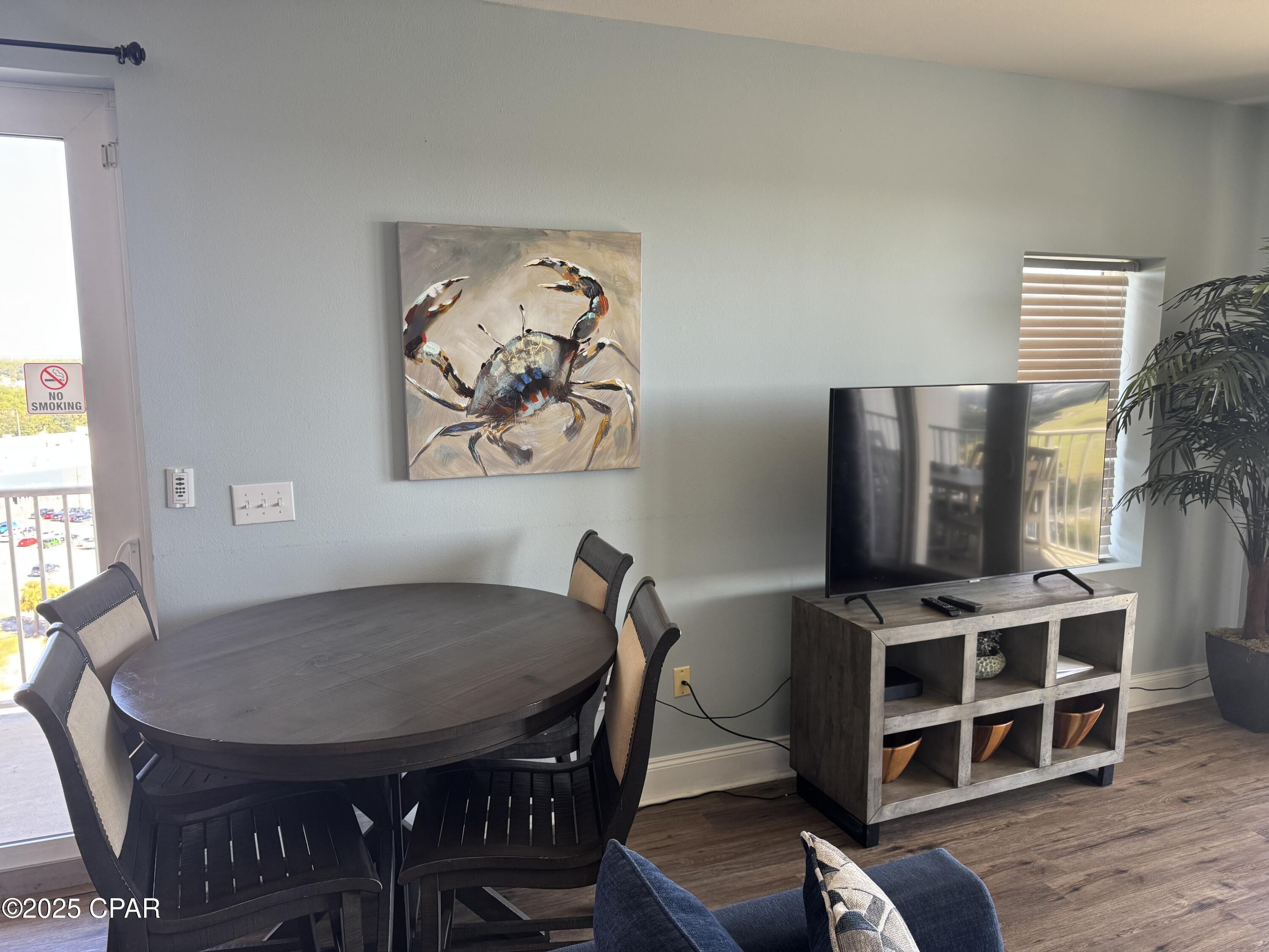 Pmcekroqjzdt_vrr9c3dskchhv_oe7b2gxyyd5lc0la