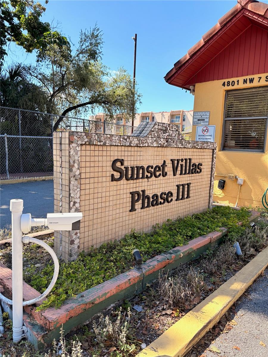 Sunset Villas No 3 Condo-