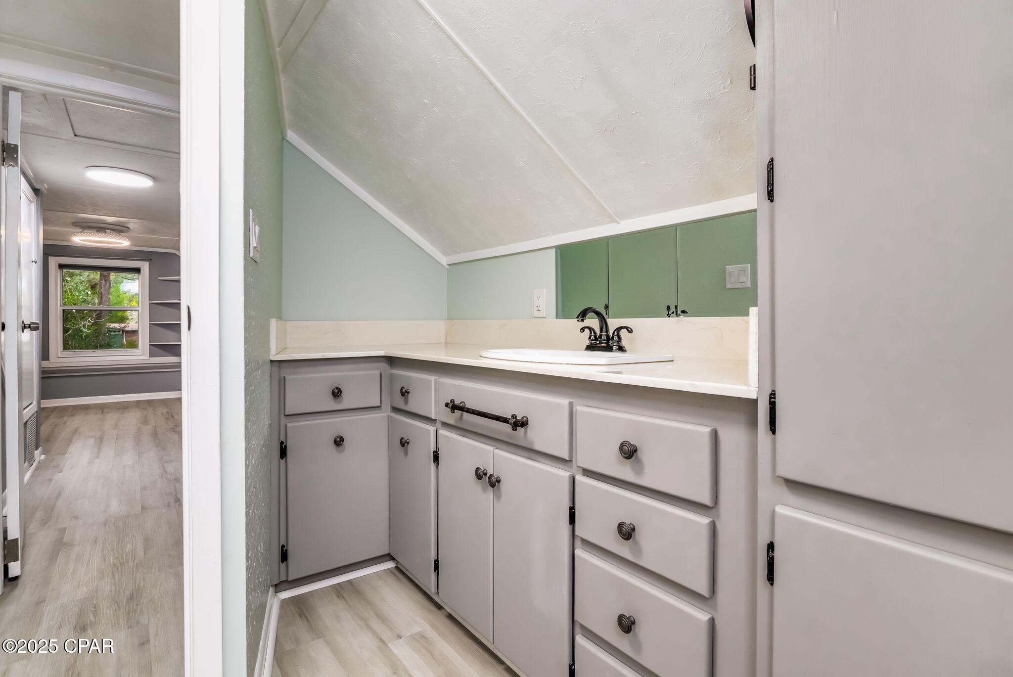 Ibzxpj27wsfjk0vqp_sjuaaxai06j5g_ 17malttg0c