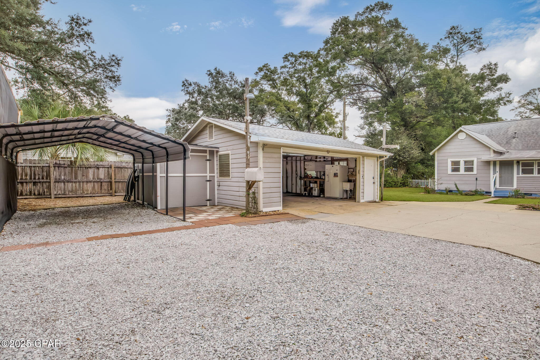 Xlaro0_kxk 6inyuczm Kj44d4ynkyc8lpxdiiy2mzk