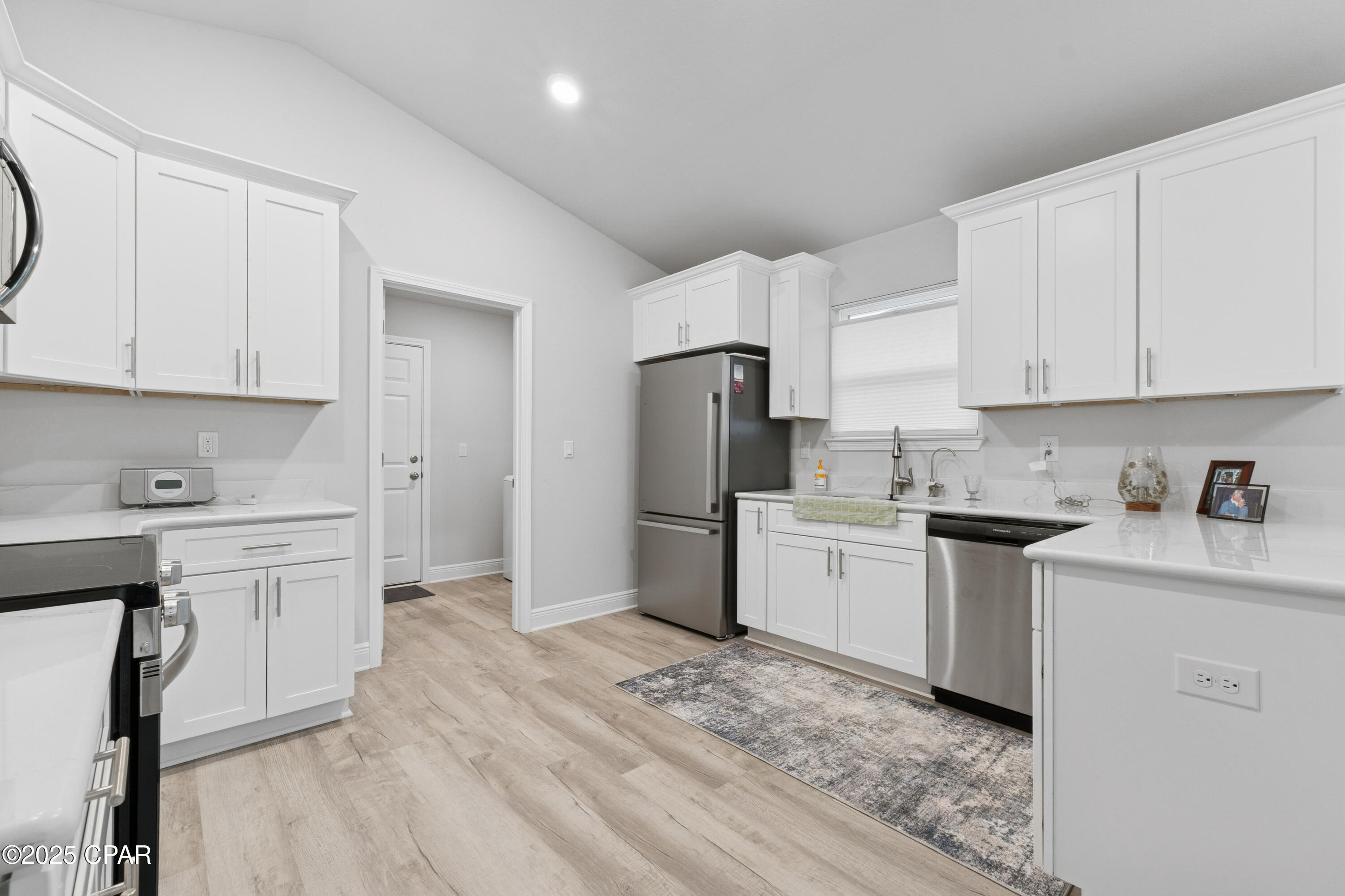 Q9pef15no1cbntt0yneosdck8inmvv6ozziwn5pixj0