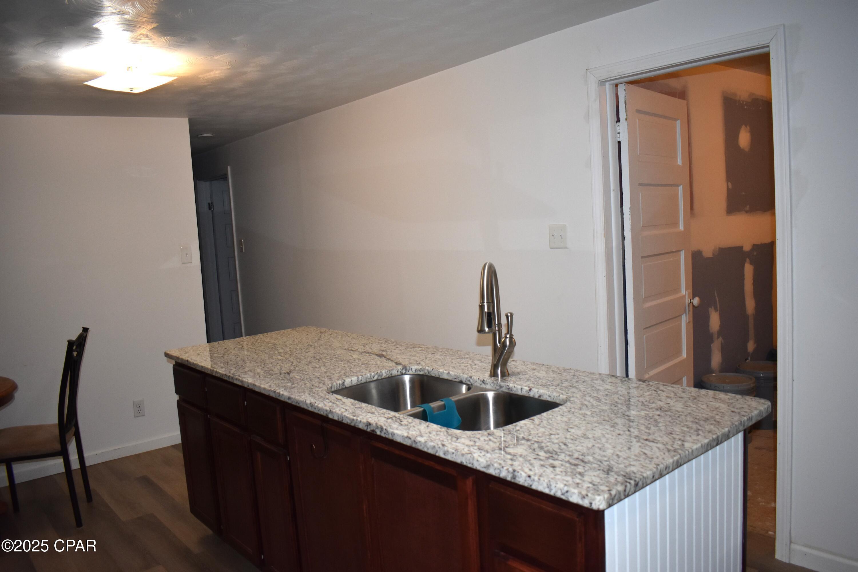 Lefd4ly4oyo6rxk55bhadrsrk_jdsxf8vlqqkqvo3p8