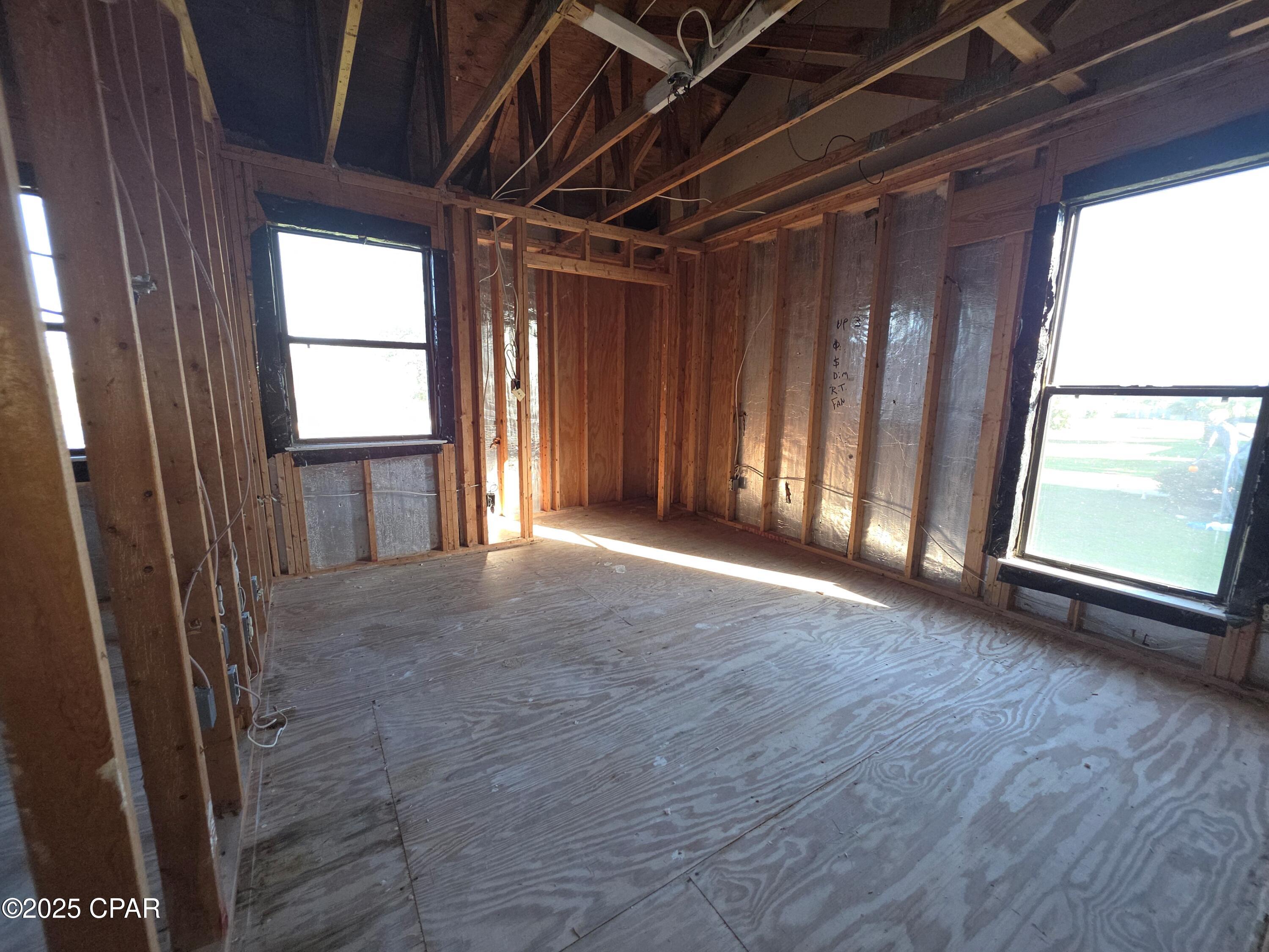 Image 17 For 2721 Jenks Avenue