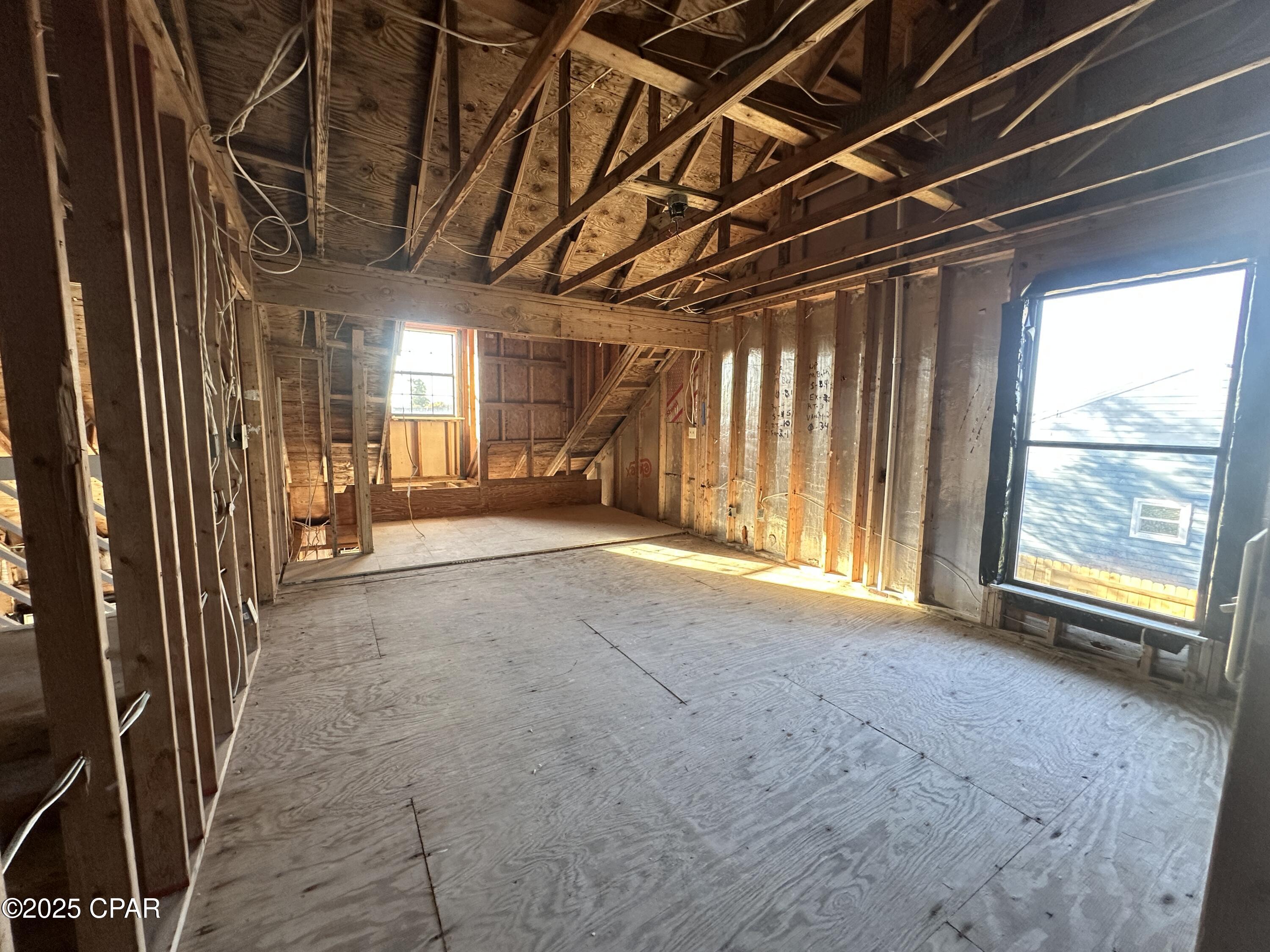 Image 19 For 2721 Jenks Avenue