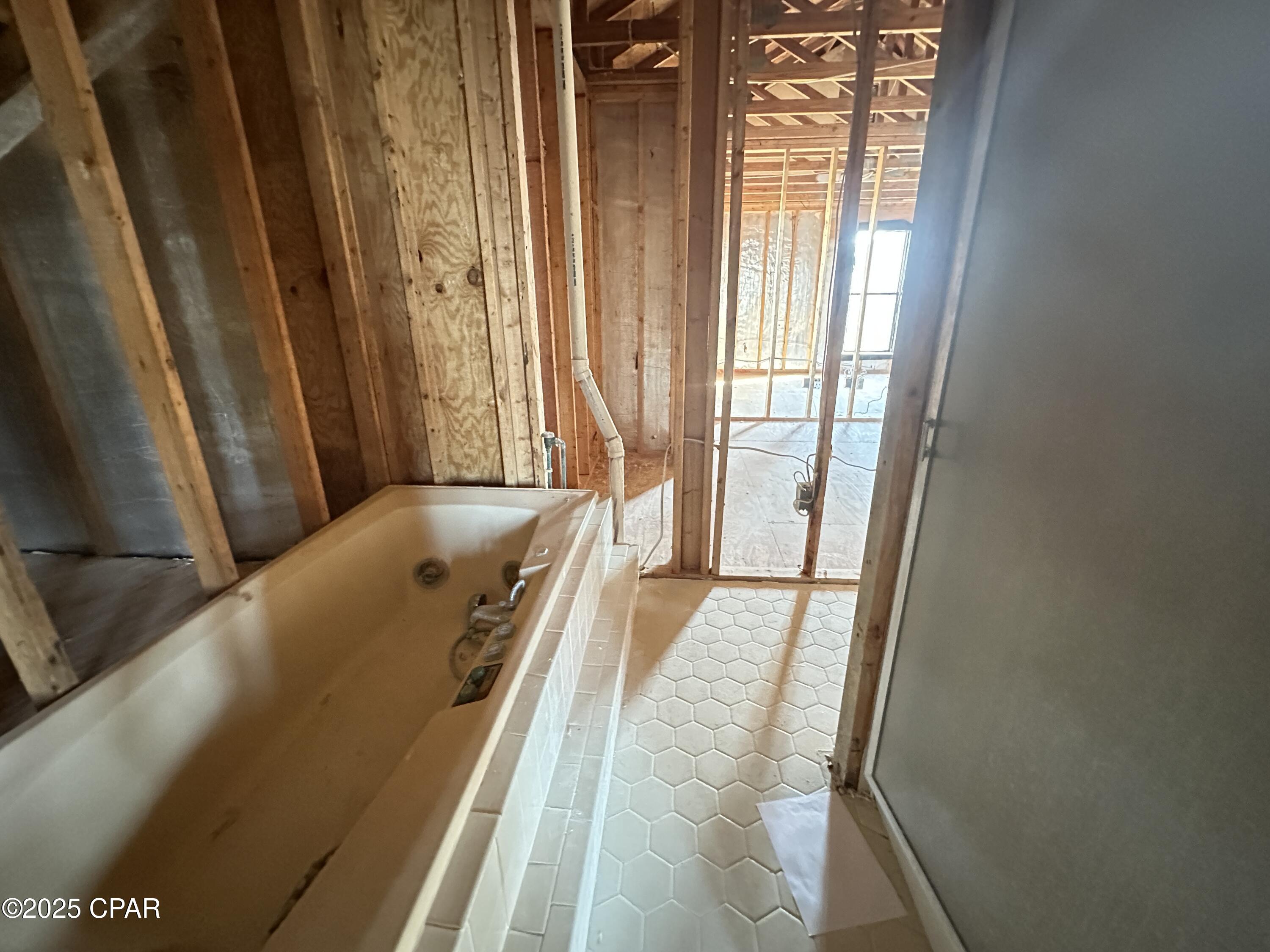 Image 21 For 2721 Jenks Avenue