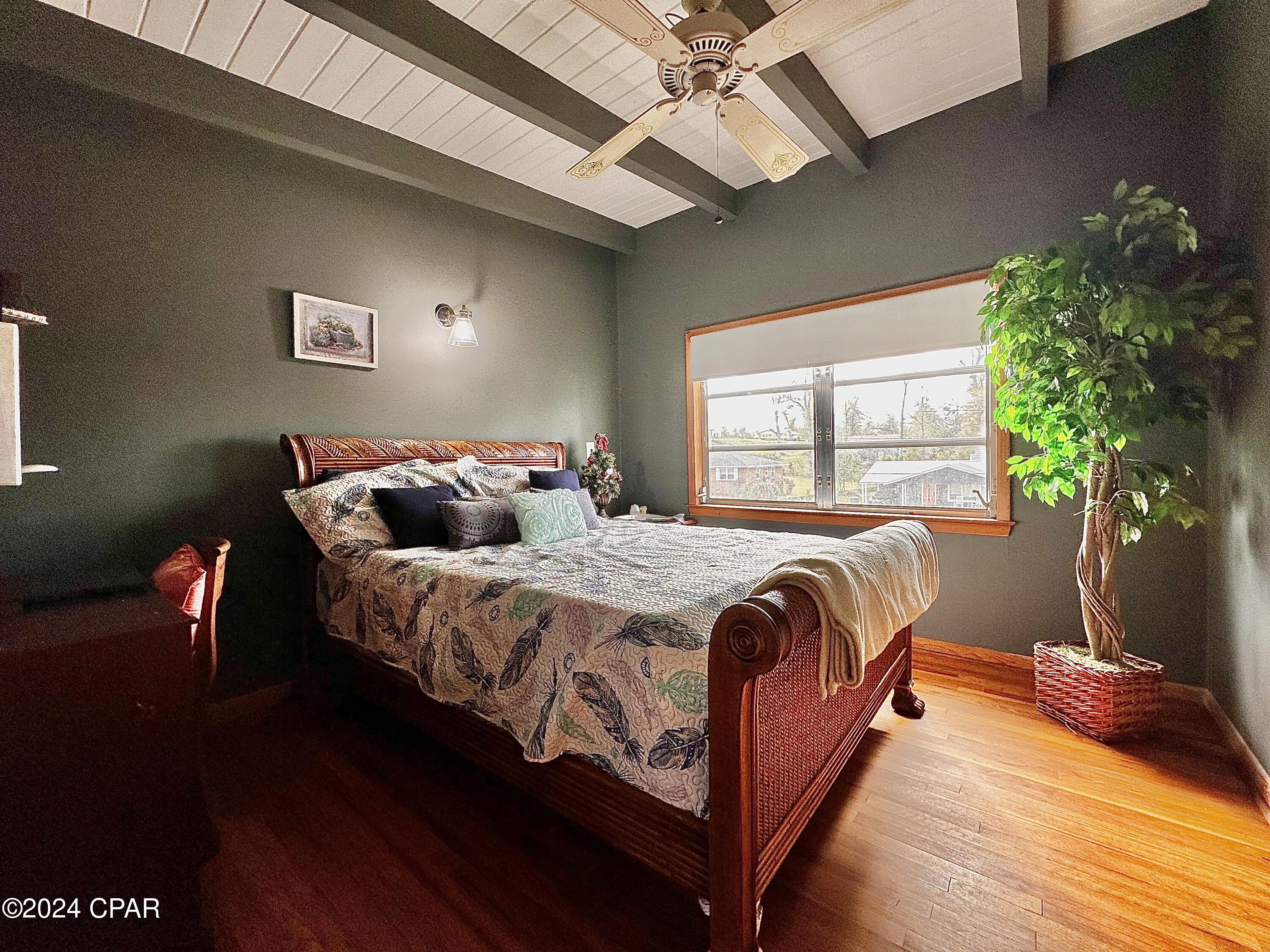 Nbryanqre2yqgyx_iw15orxgxexn_shoenoiuyljoio