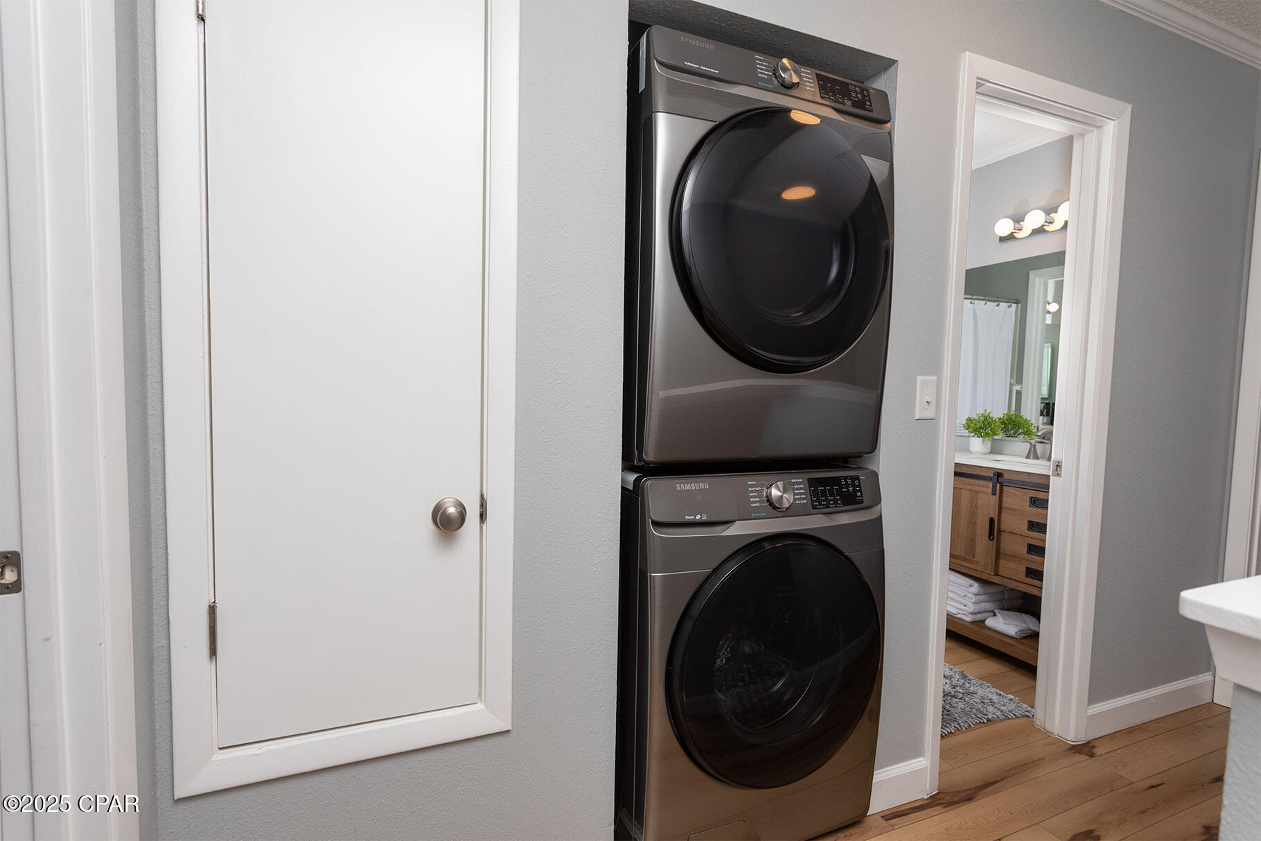 D9wnw1ka5rhmi7hhm7qtj1o_nvzntguvddkmcbp3odi