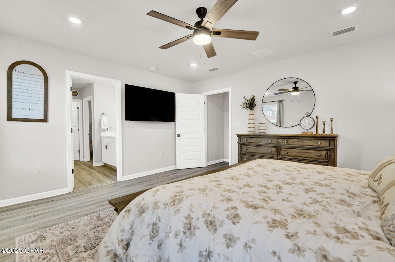 42nkvfmokd9cfs4vf1gqbay3mzhetbcecoe74umbajc