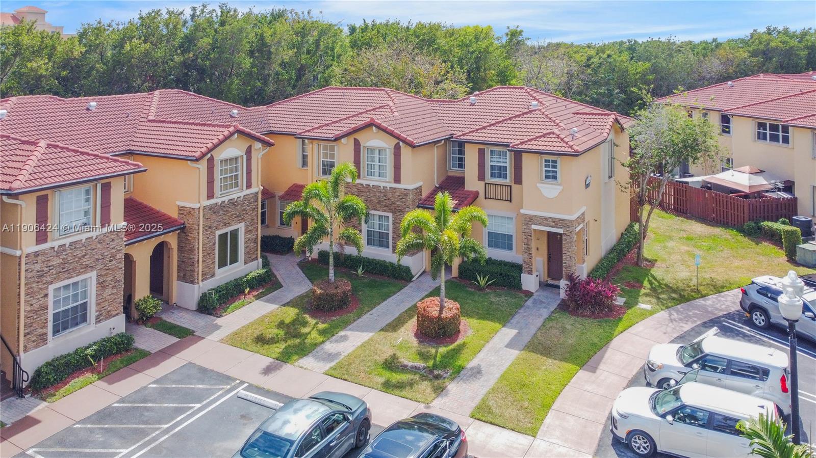 AMAZING INVESTMENT OPPORTUNITY! Stunning 3 bedrooms 2.5 bathrooms Townhouse located in Villas at Carmel at Malibu Bay – Homestead, FL. This beautifully renovated townhouse offers a spacious layout with modern stainless-steel appliances, in-unit washer/dryer, and a versatile first-floor room. Enjoy community amenities like a clubhouse, gym, swimming pool, and kids' pool and 524/7 security for your family's safety. Conveniently located near top schools, shopping, dining, the Turnpike, Baptist Hospital, and Homestead Air Reserve Base. Perfect for first-time buyers or investors!