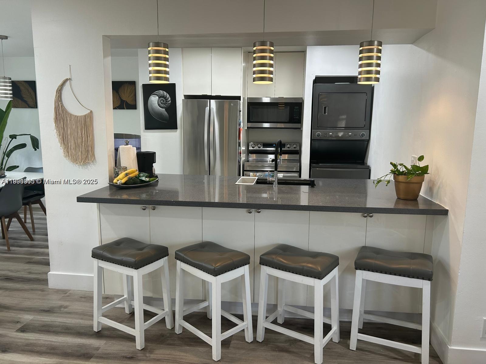 Windmill Lakes III Condo