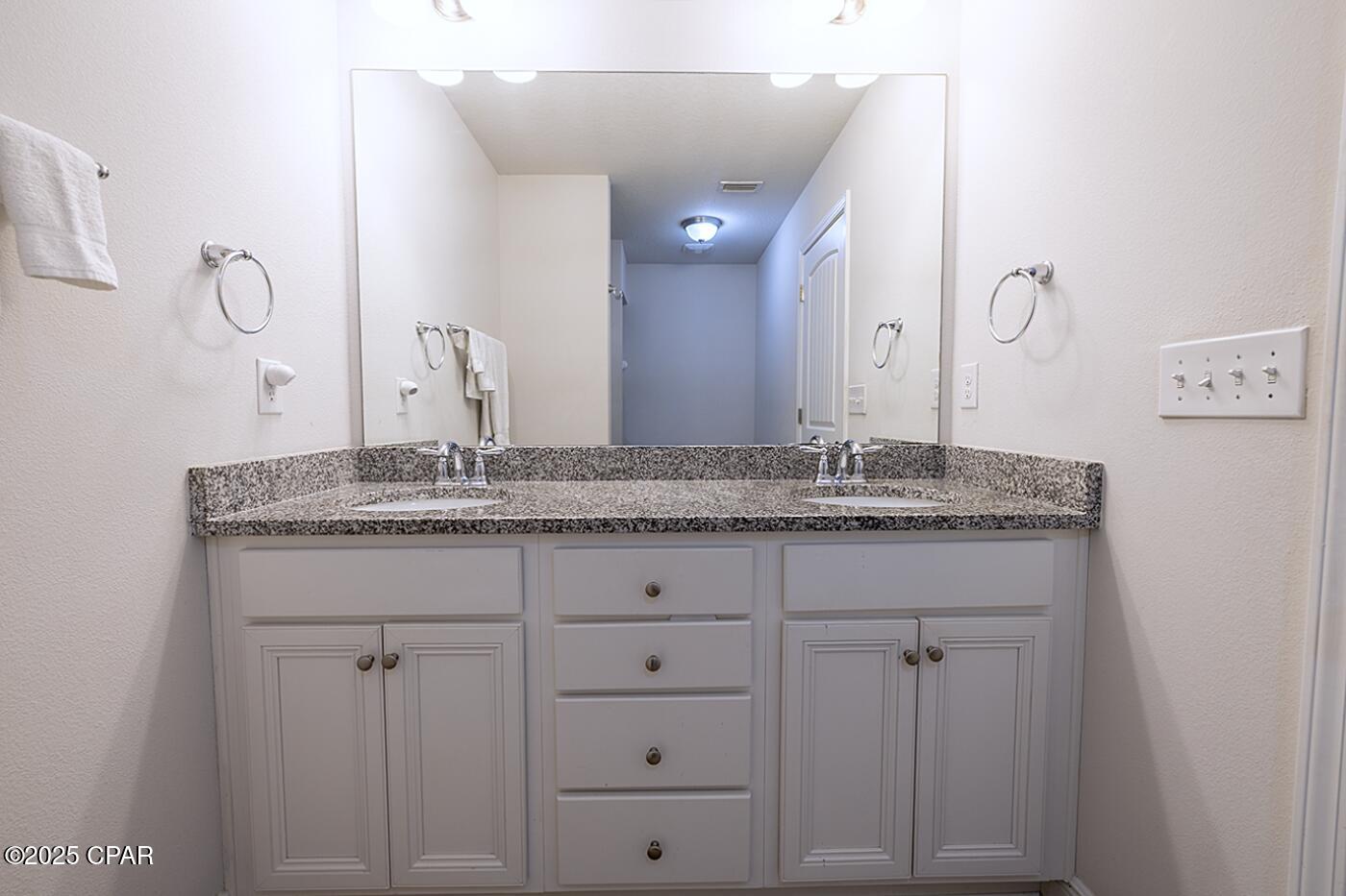 Erjxd1ziyztajghzs1c9wq63bdmbnfeerljqsgesbqe