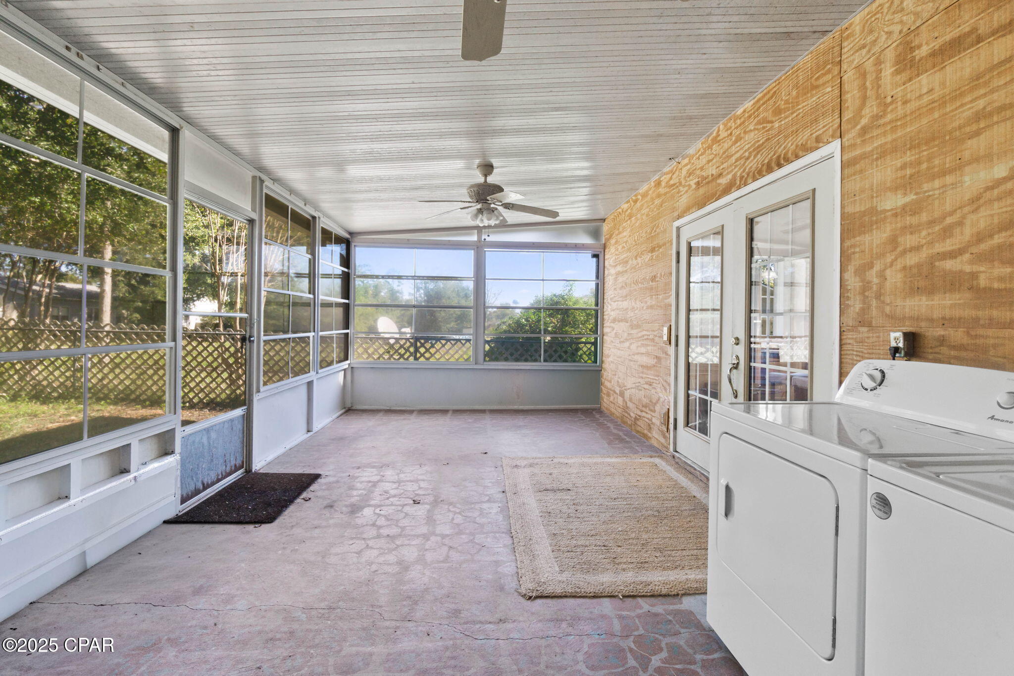 Image 14 For 1322 Coggin Avenue