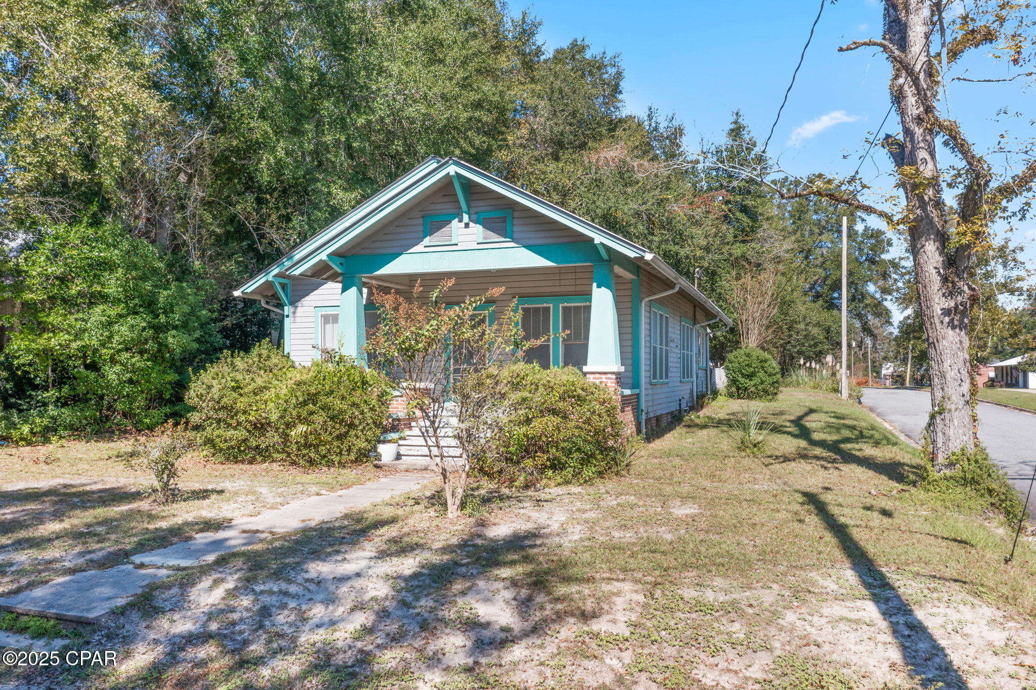 Image 18 For 1322 Coggin Avenue