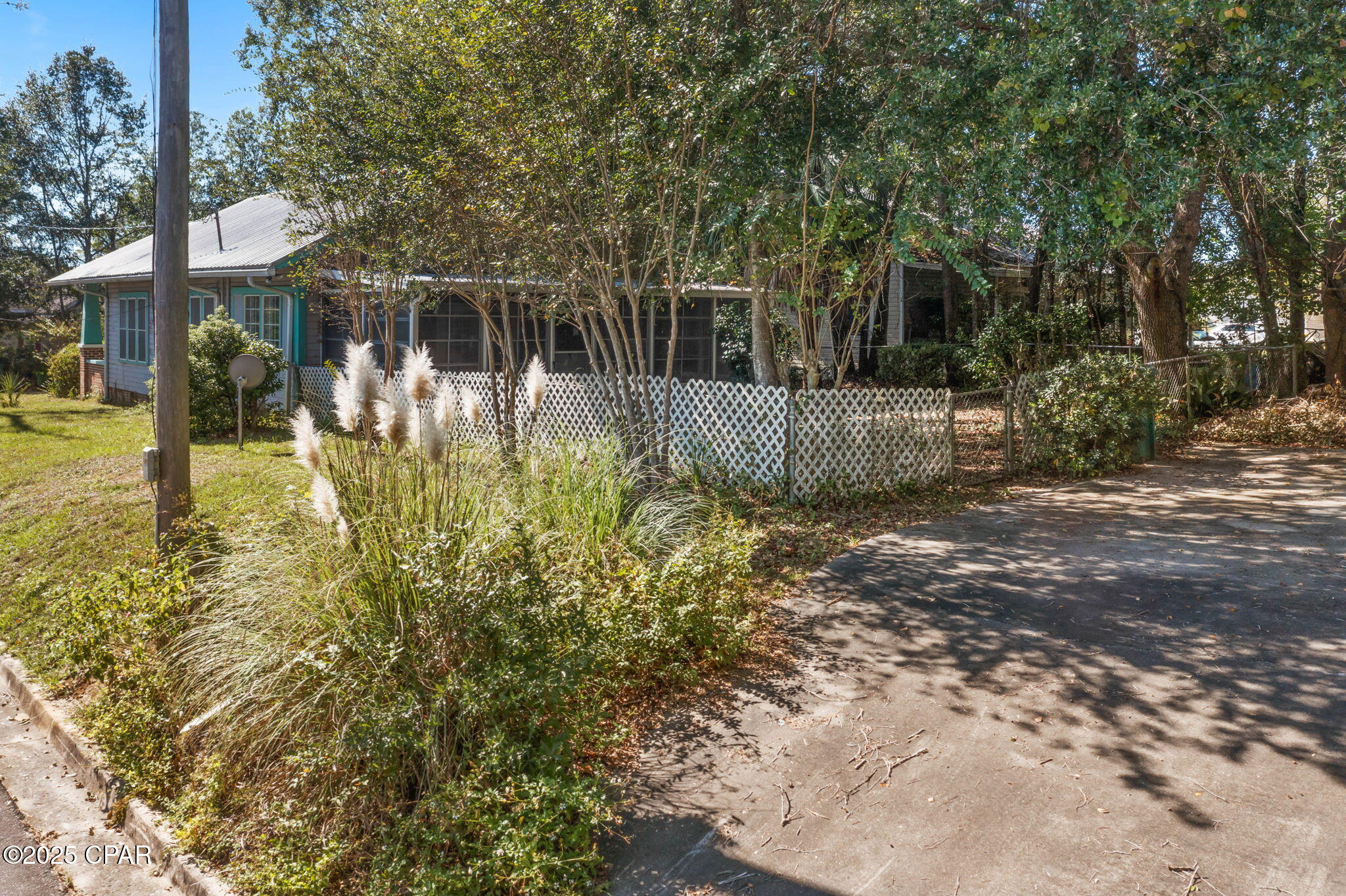 Image 20 For 1322 Coggin Avenue