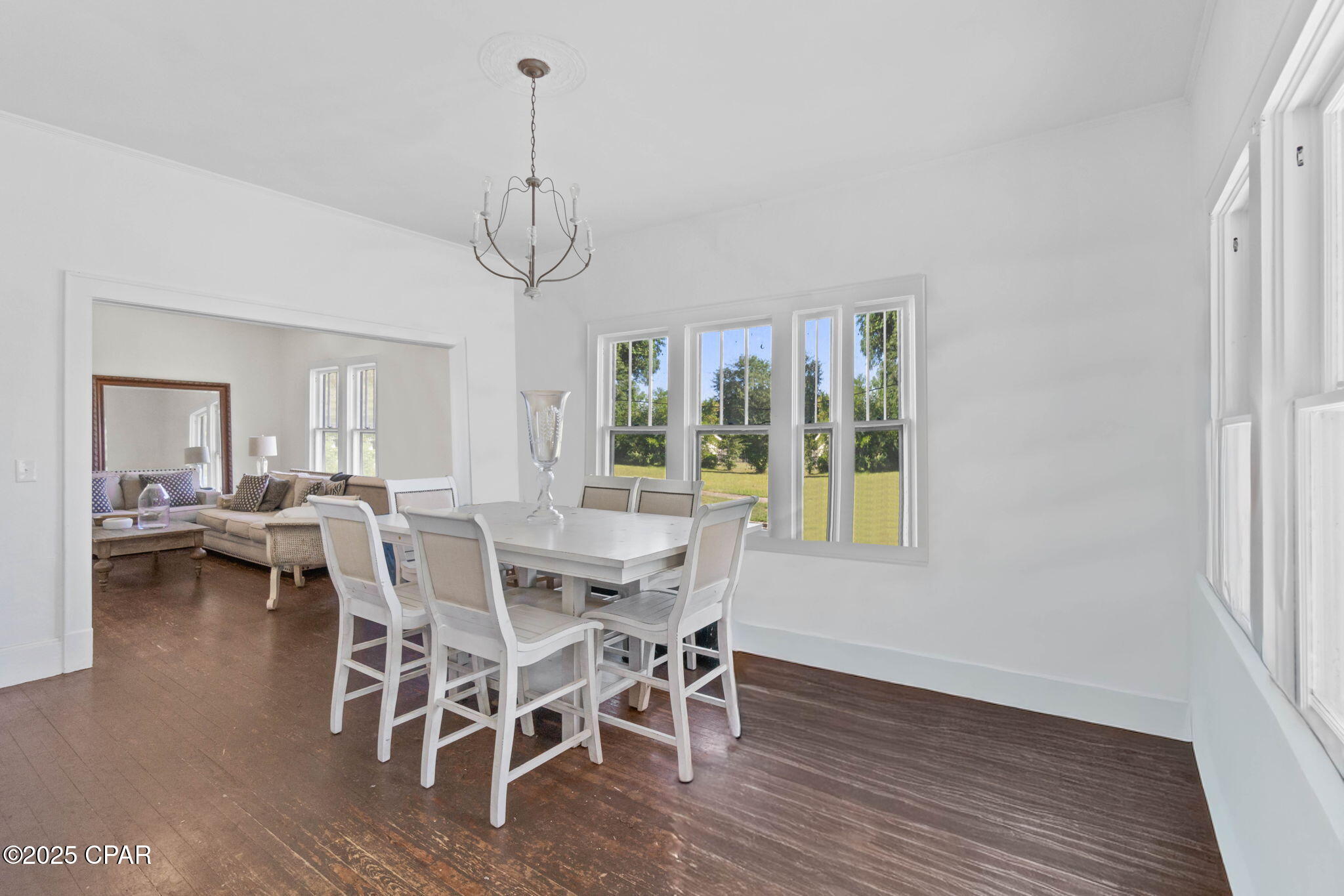 Image 3 For 1322 Coggin Avenue